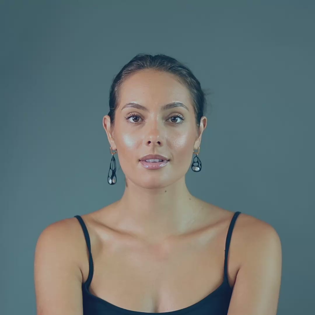 Riona CASE Award-Winning Asymmetric Designer Earrings in 925 Sterling Silver Plated with 18K Gold and Anthracite with Shell Pearls