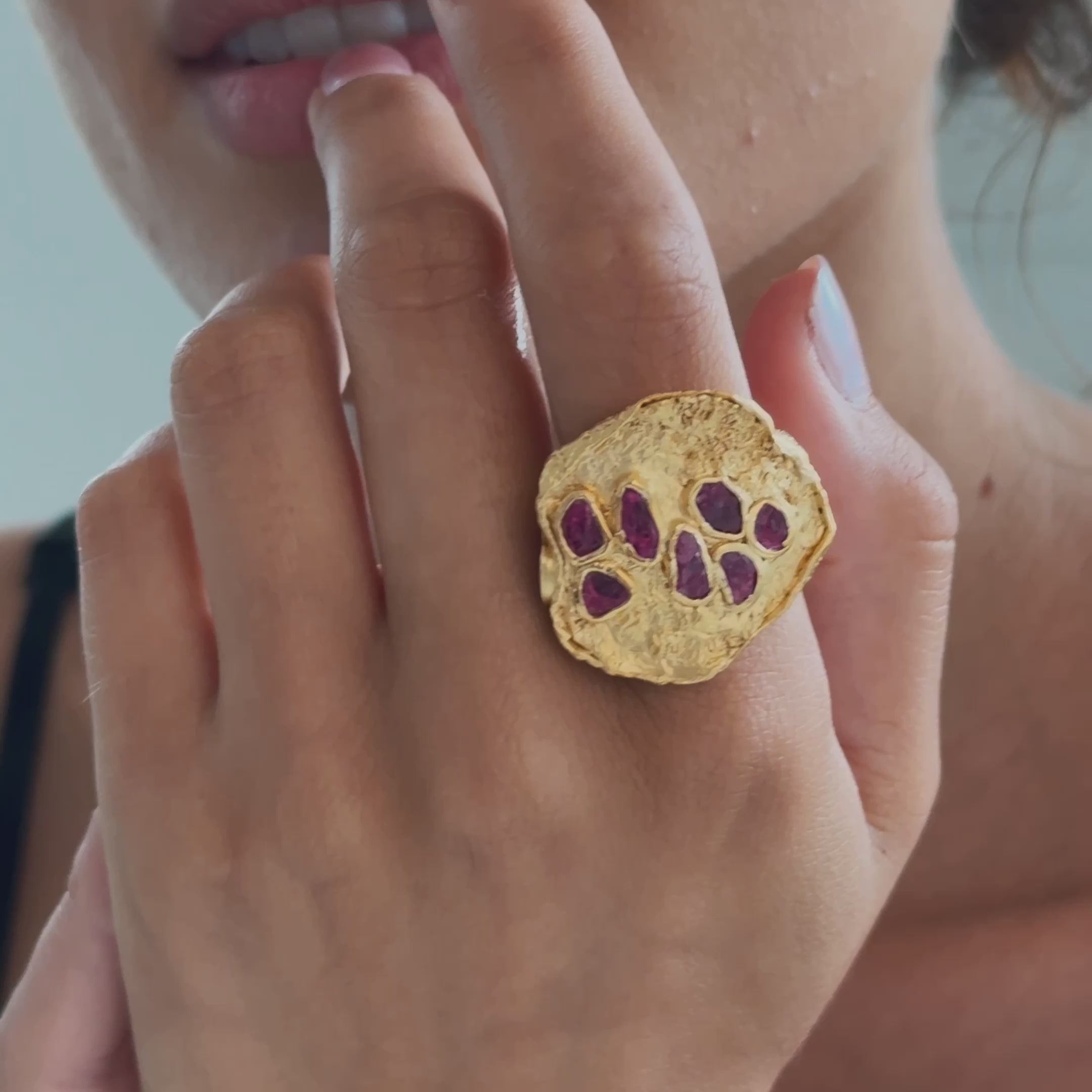 Nuwa Rough Ruby Ring