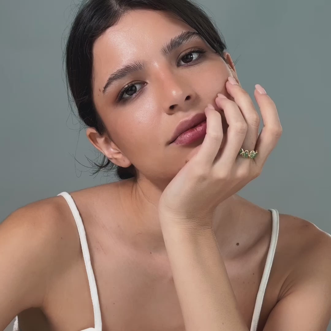 Florea Minimalist 925 Silver Ring with Natural  Rough Tsavorite