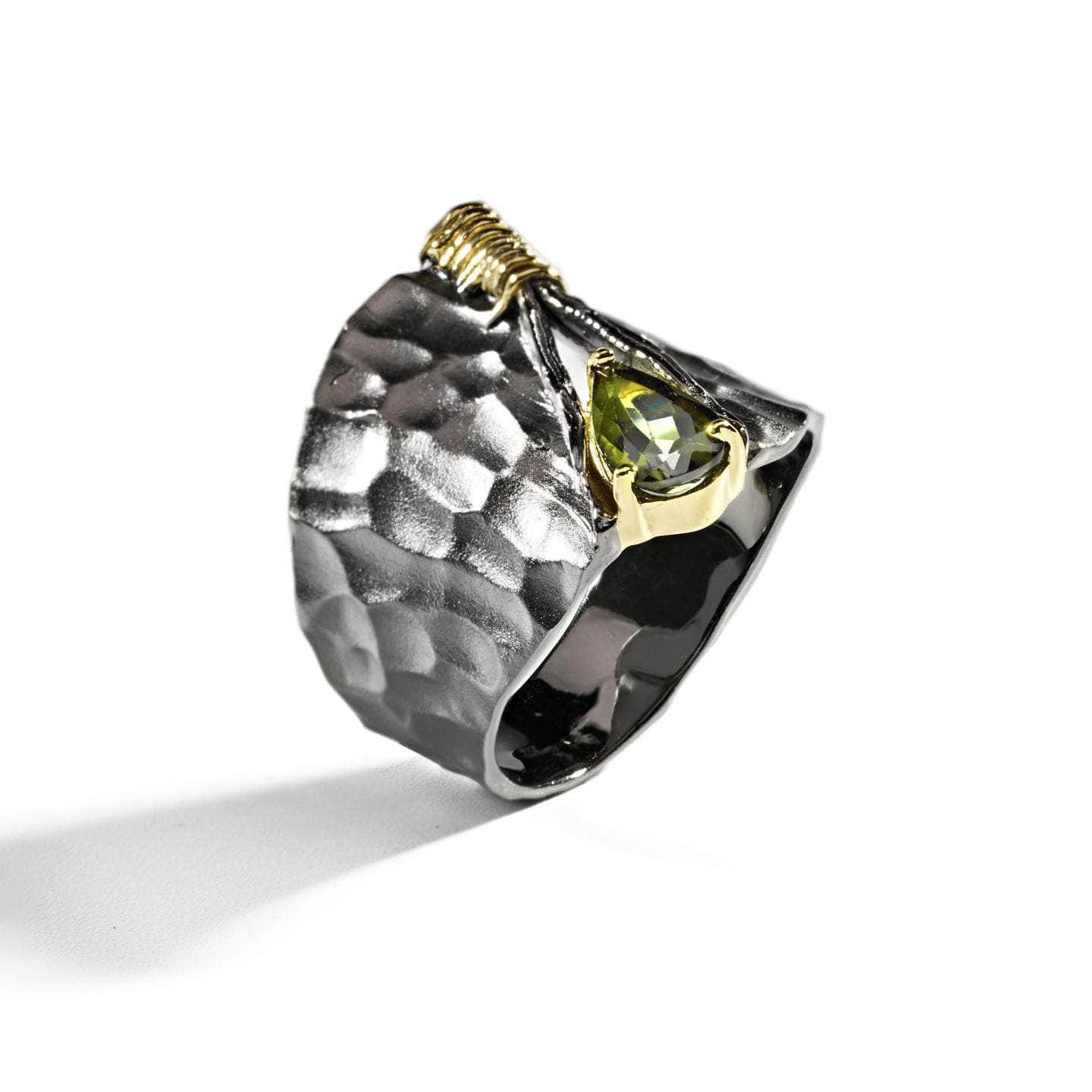 Renniz Peridot Ring GERMAN KABIRSKI