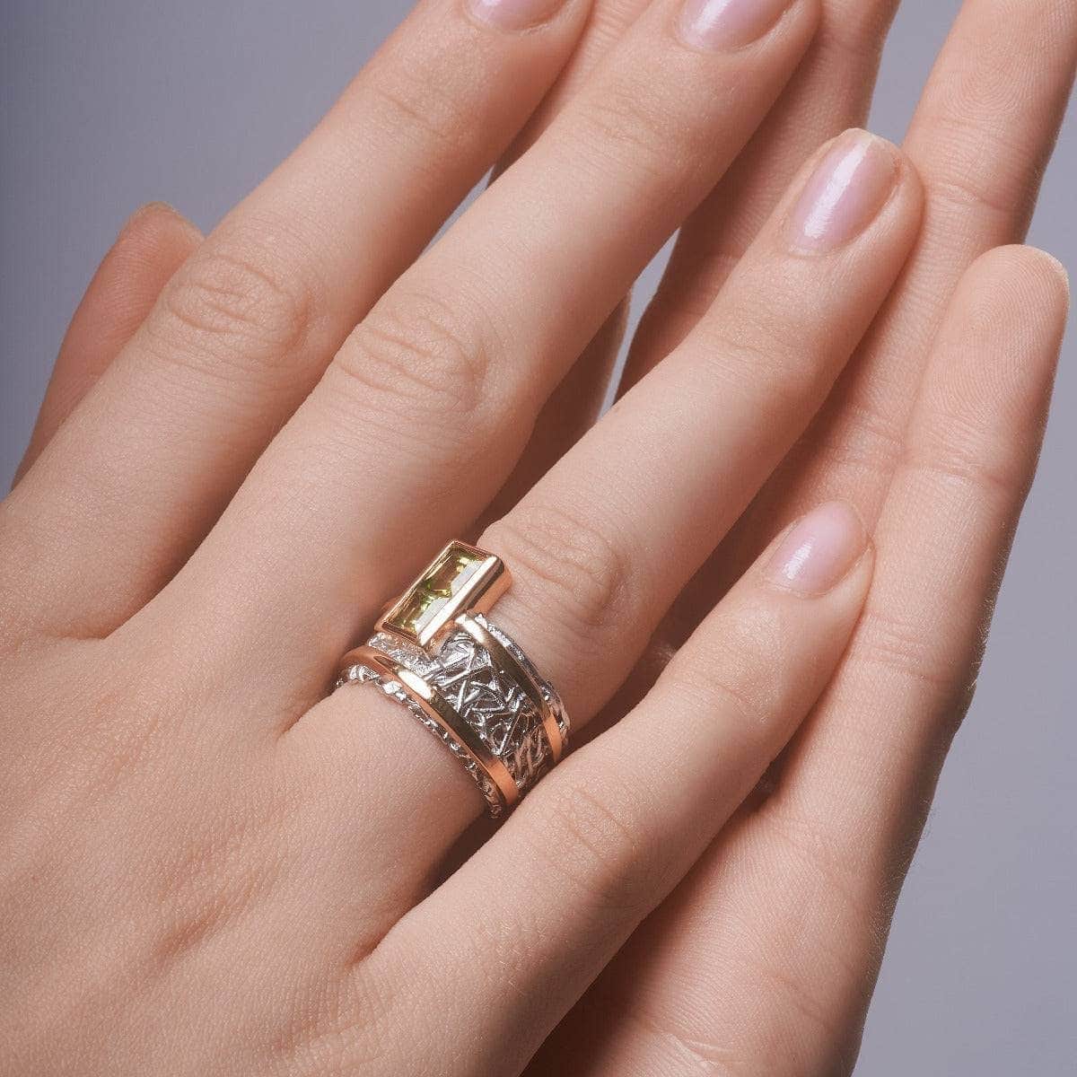 Verina Iconic 925 Silver Ring With Natural Tsavorite Gemstone