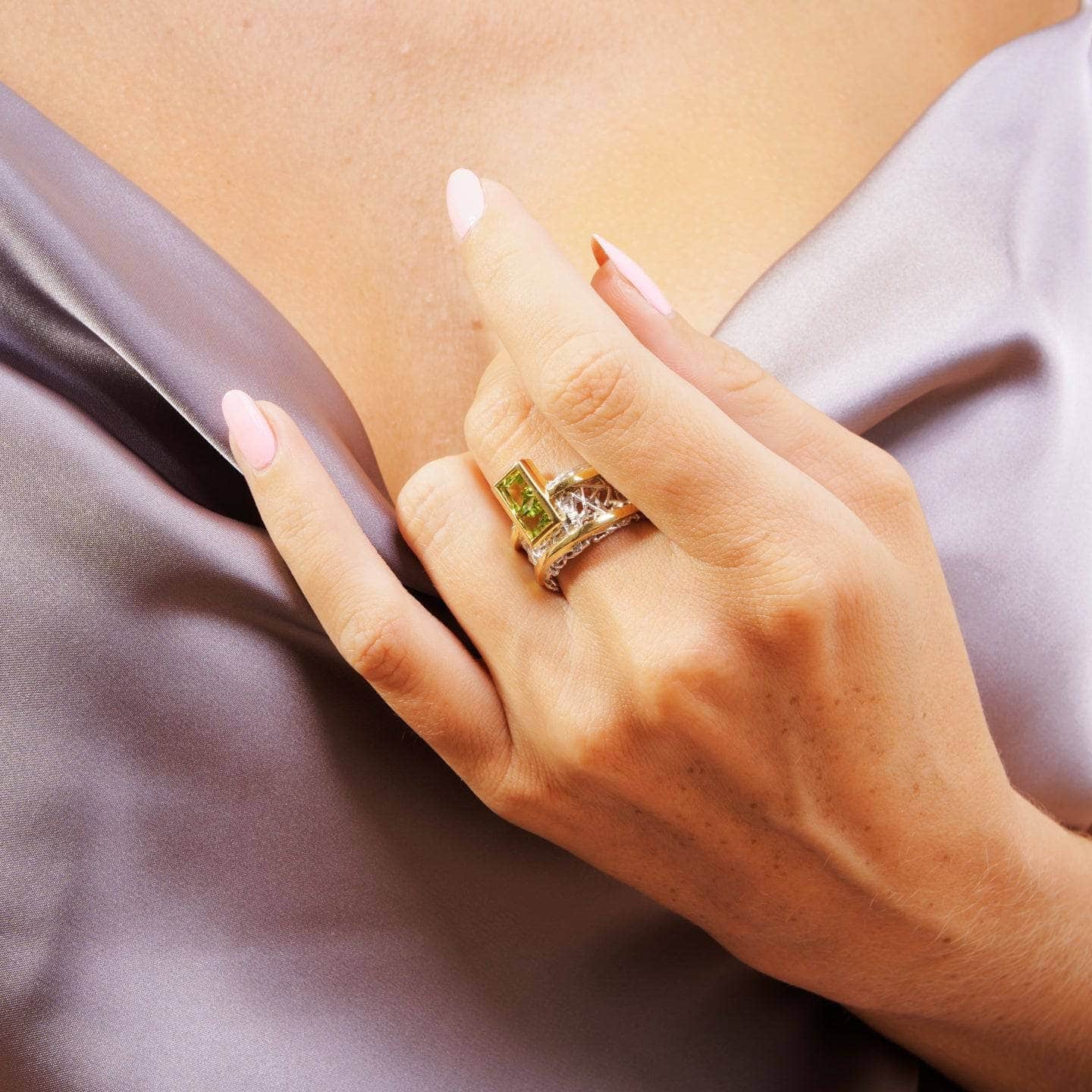 Verina Iconic 925 Silver Ring With Natural Tsavorite Gemstone
