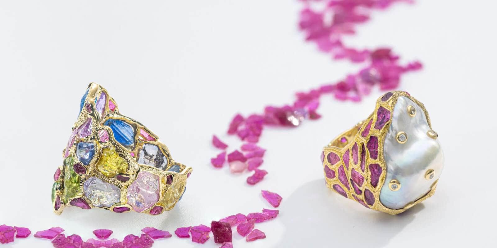 wedding engagement egoist_ring 18K gold with blue sapphire