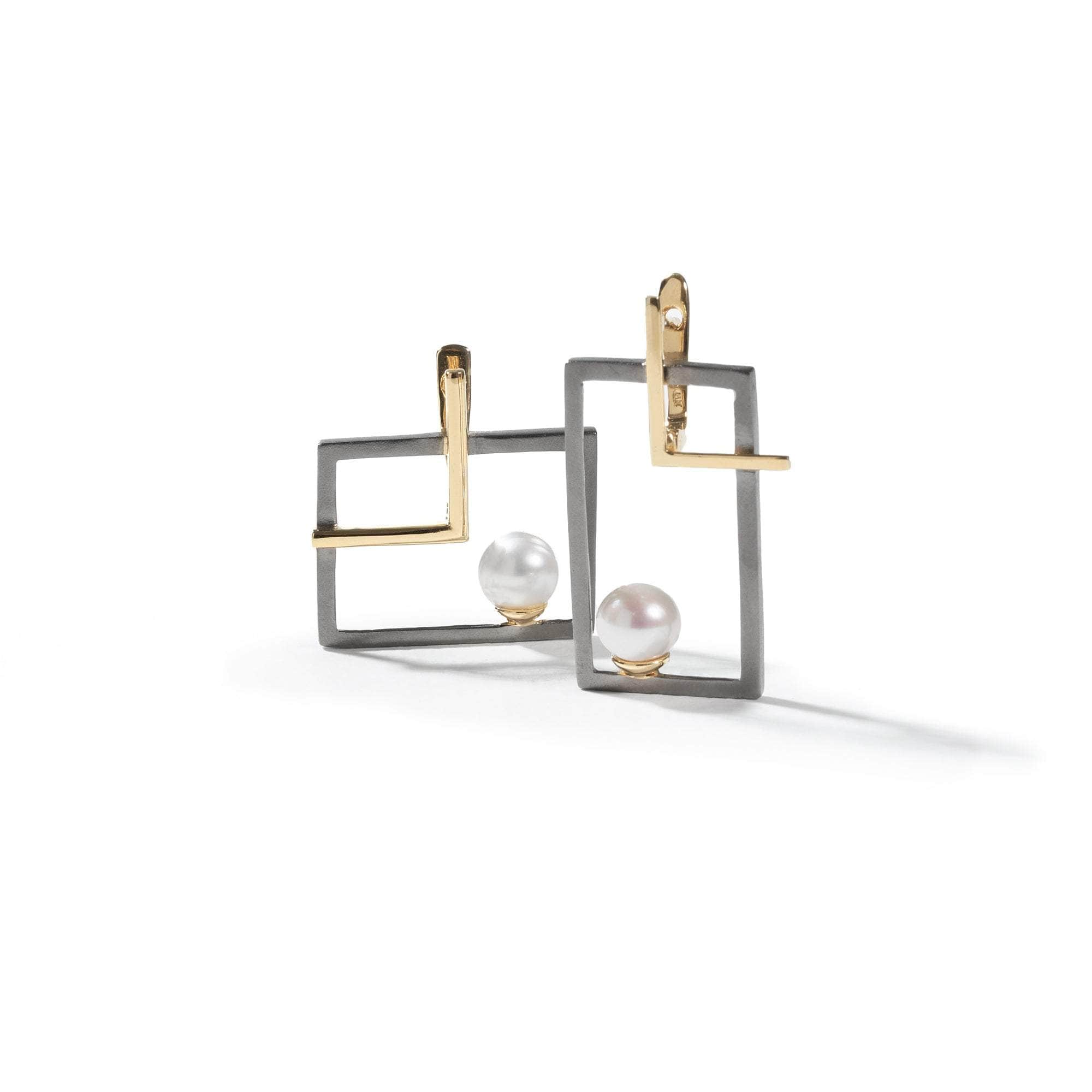 Tangu Freshwater Pearl Earrings GERMAN KABIRSKI