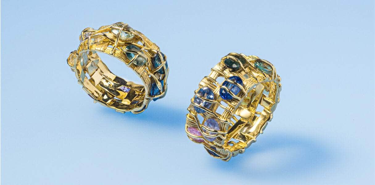 114k gold ring with fancy oval cut sapphire
