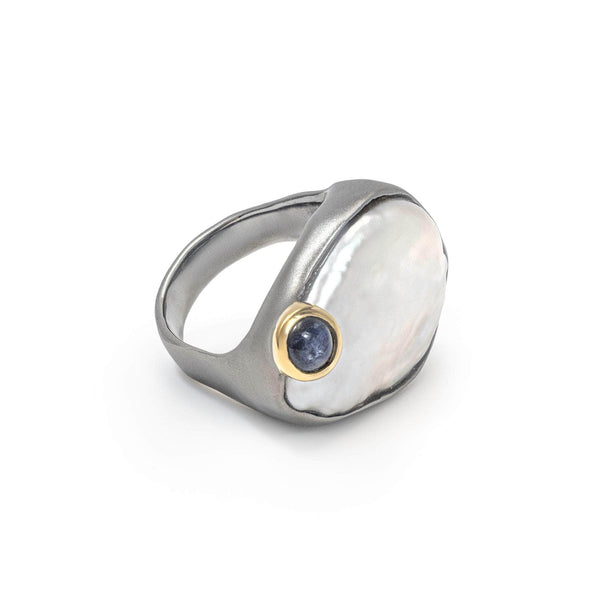 Pollei Baroque Pearl and Blue Sapphire Ring (Black Rhodium, Gold 18K) GERMAN KABIRSKI