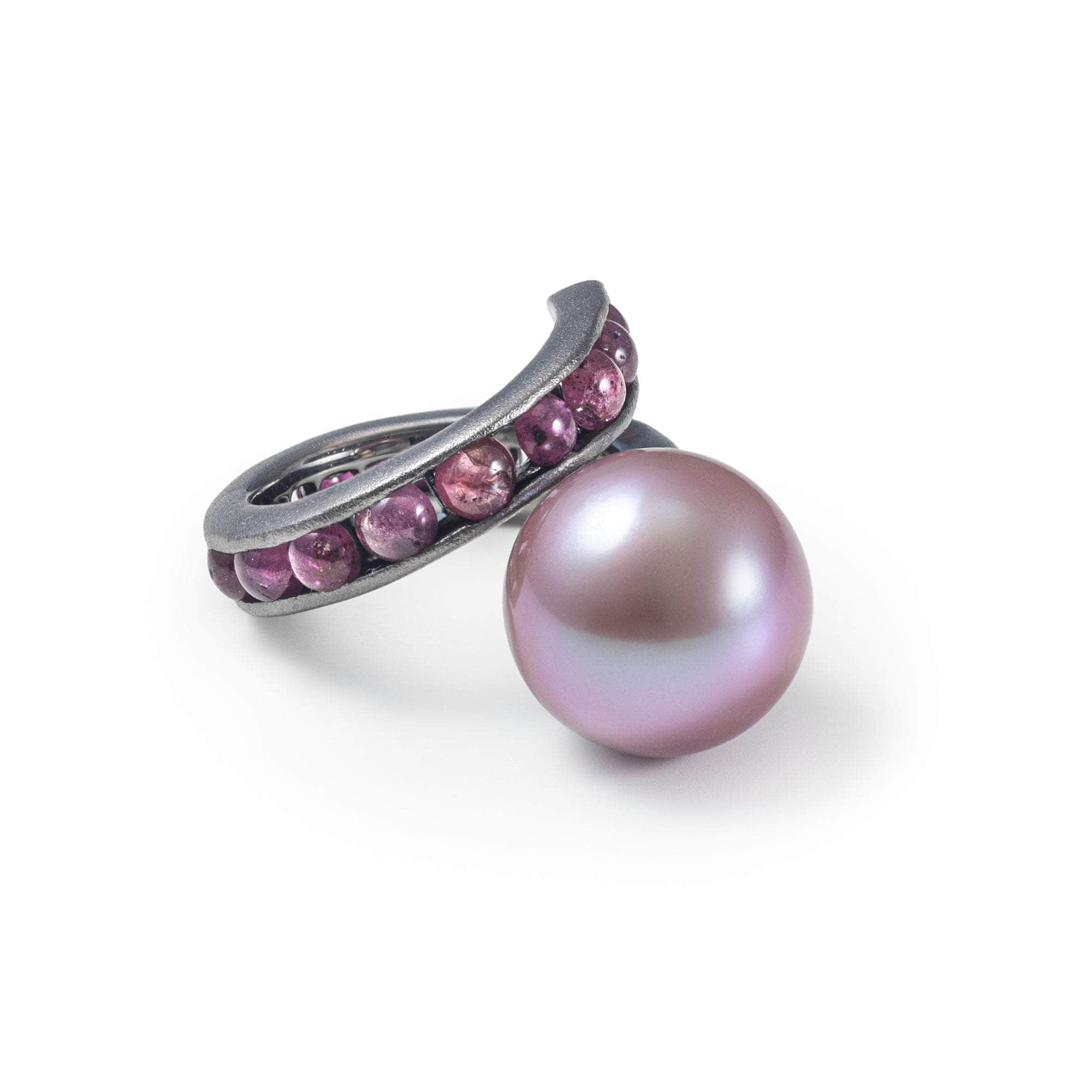 Aqualore Purple Pearl and Ruby Ring (Black Rhodium, Gold 18K) GERMAN KABIRSKI