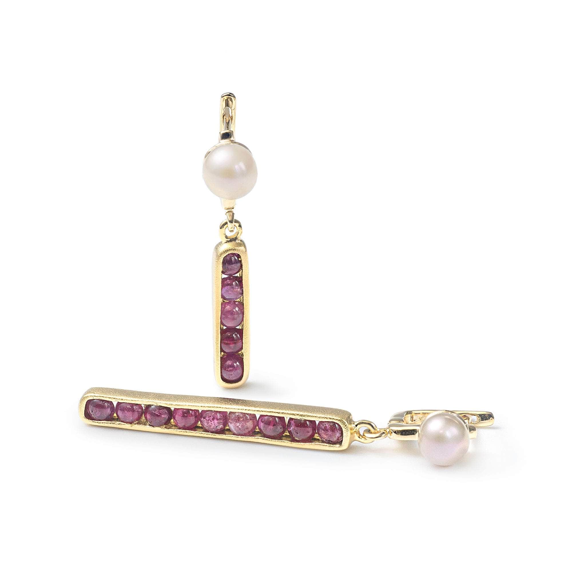 Puro Pearl and Ruby Earrings (Gold 18K) GERMAN KABIRSKI