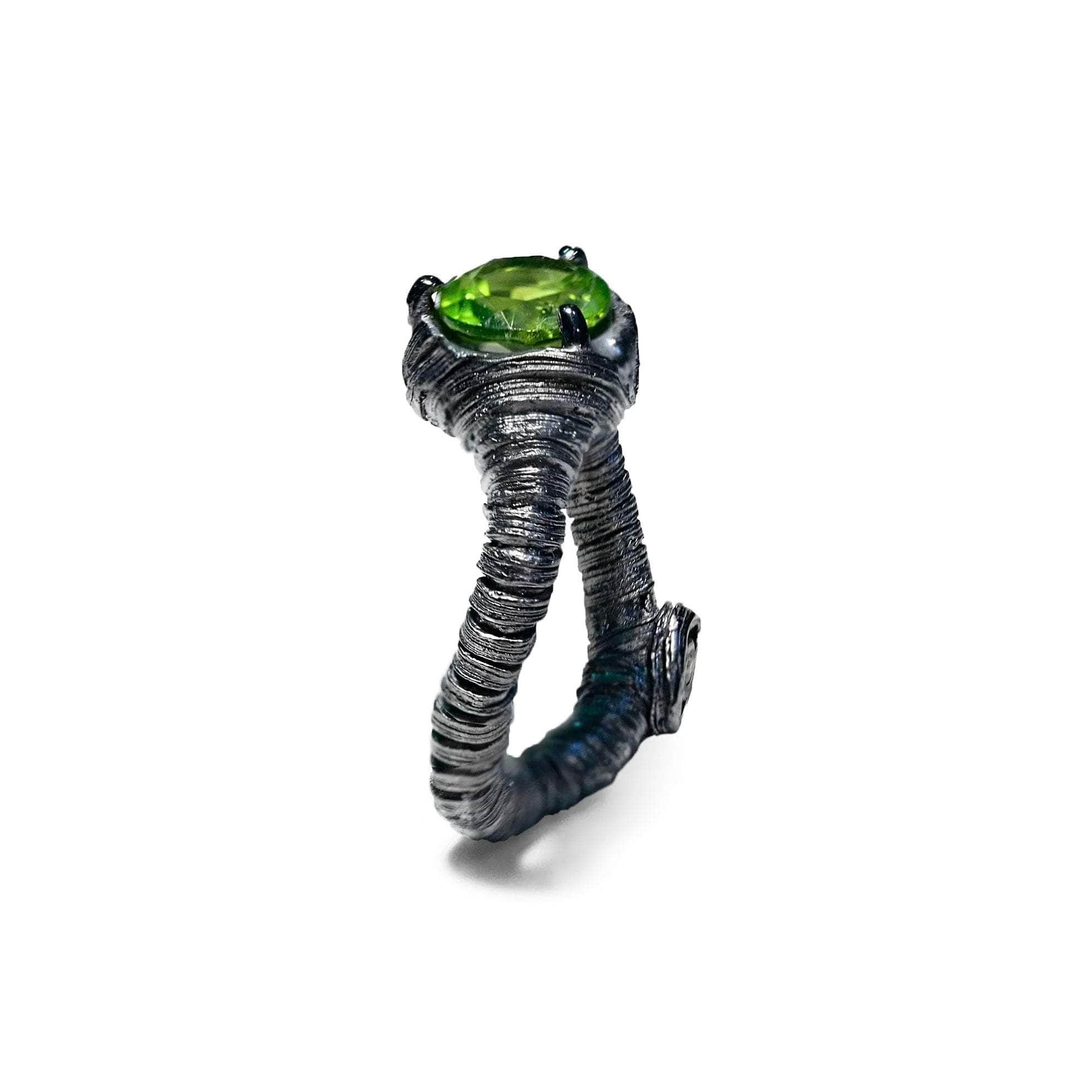 Neix Peridot Ring GERMAN KABIRSKI