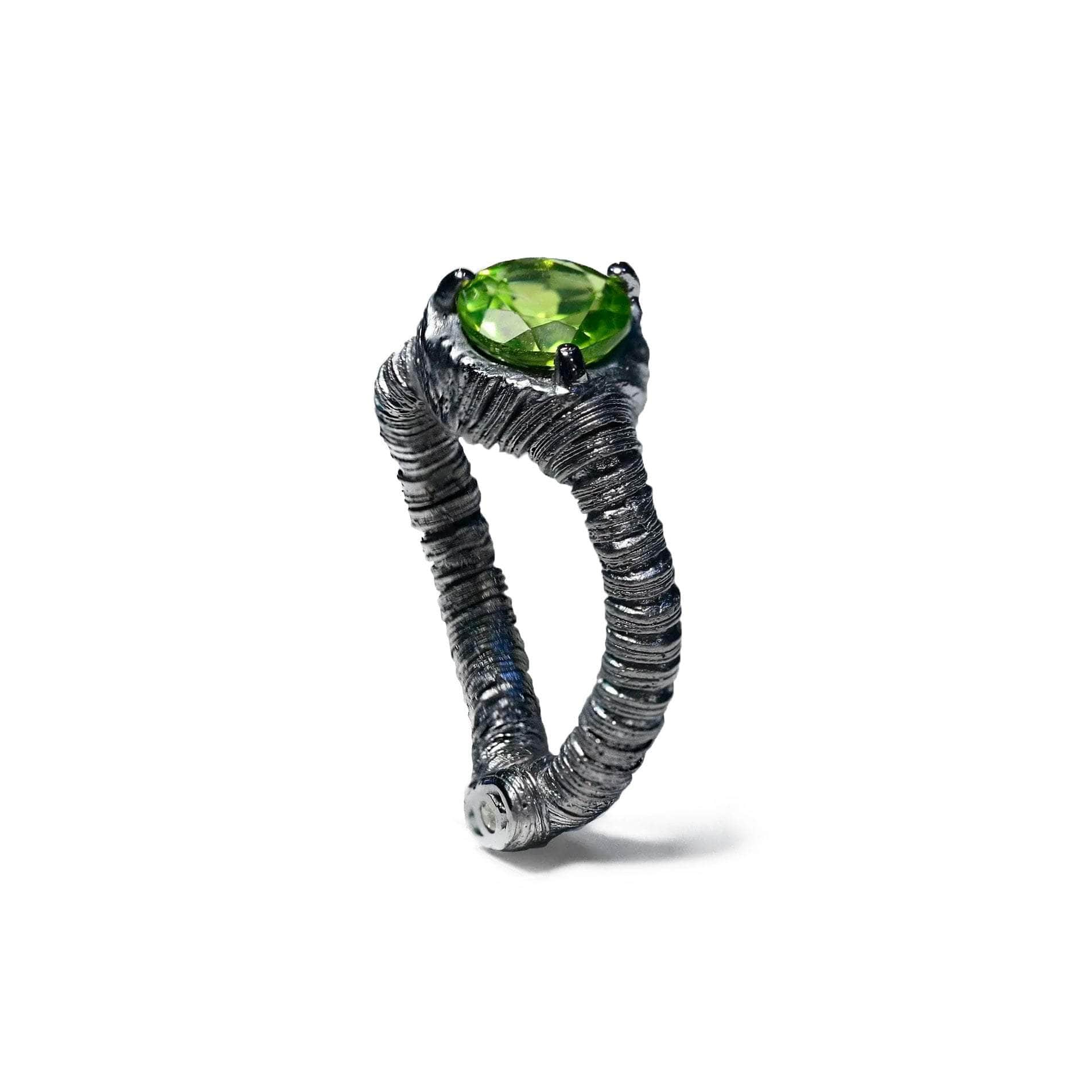 Neix Peridot Ring GERMAN KABIRSKI