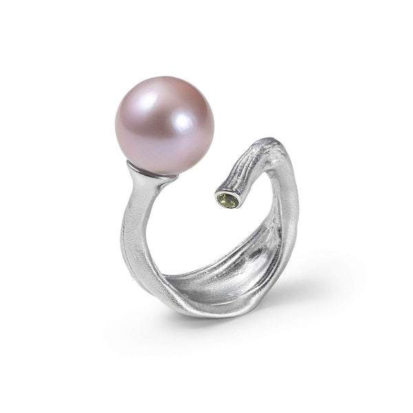 Nerix Purple Pearl and Peridot Ring (White Rhodium) GERMAN KABIRSKI