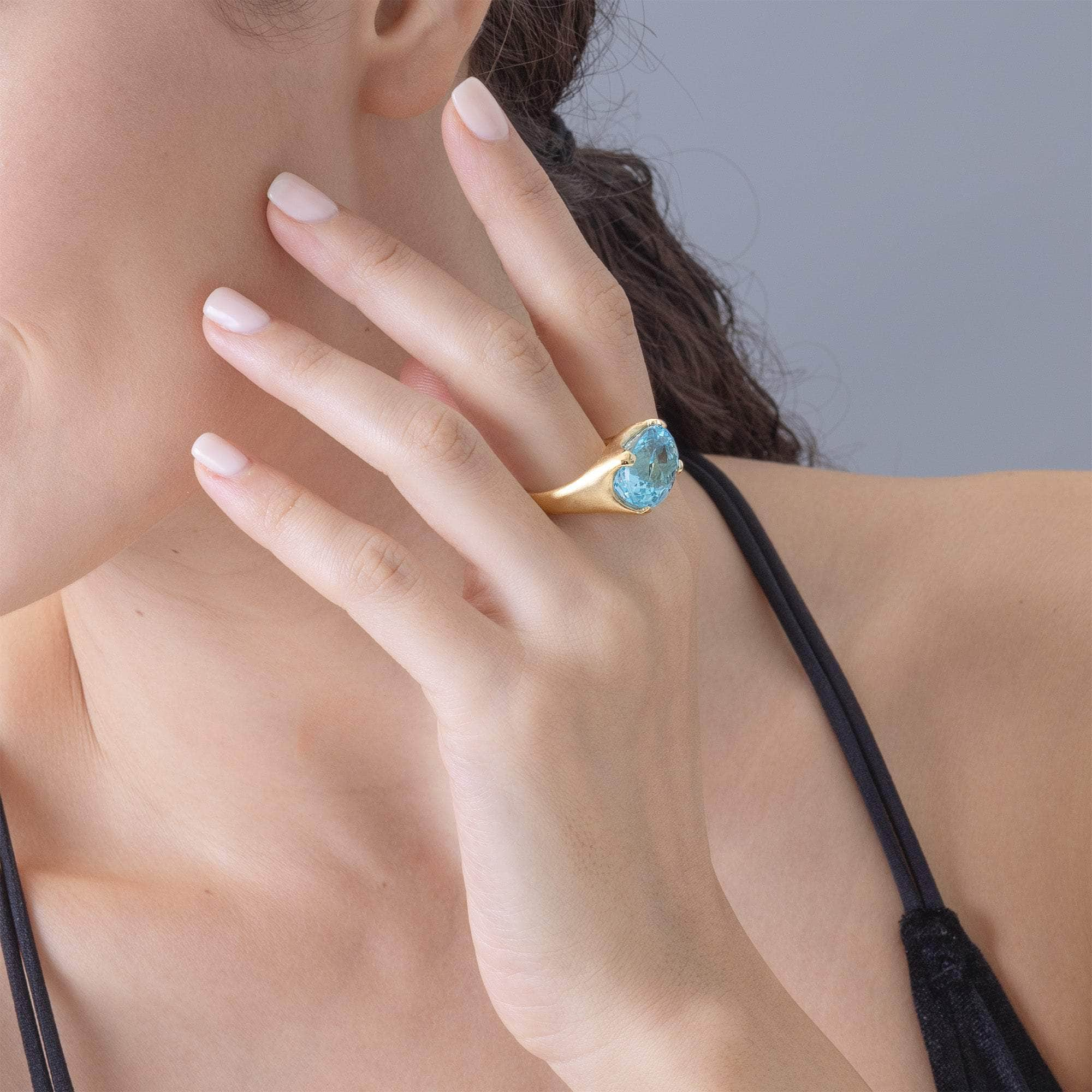 Nerine Blue Topaz Ring