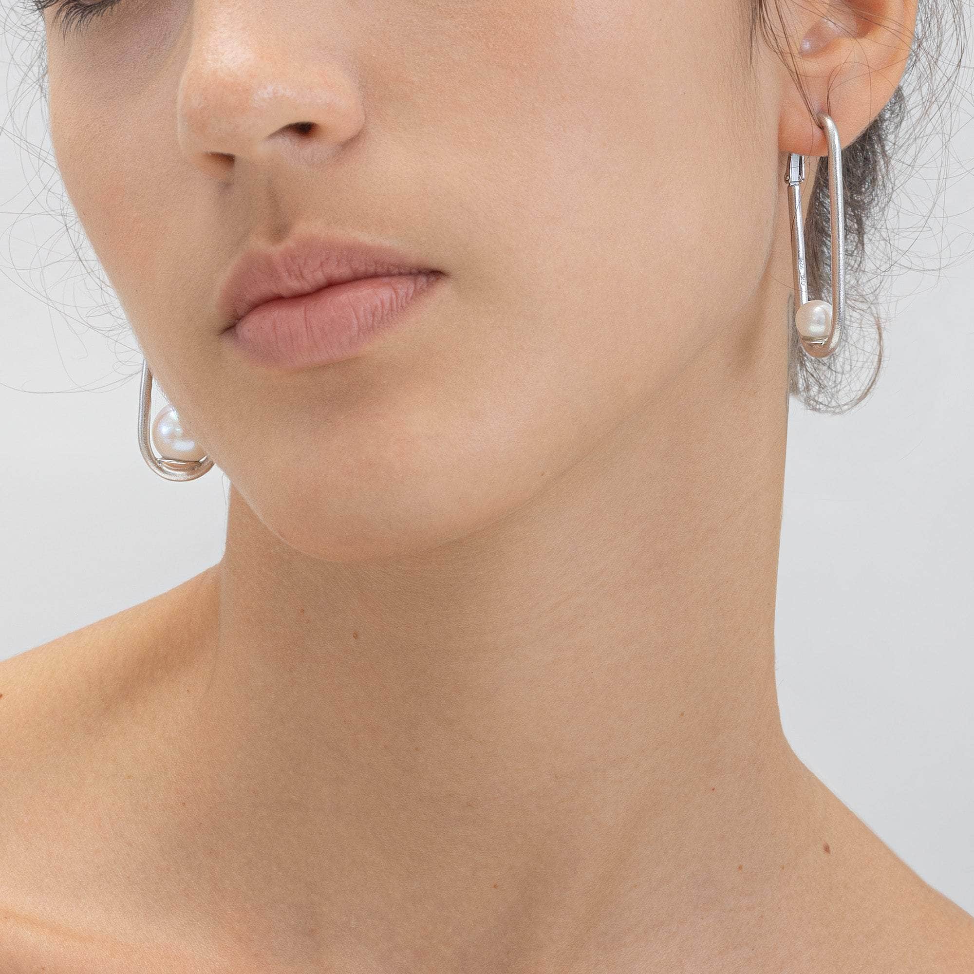 Wen White Pearl Earrings (White Rhodium) GERMAN KABIRSKI