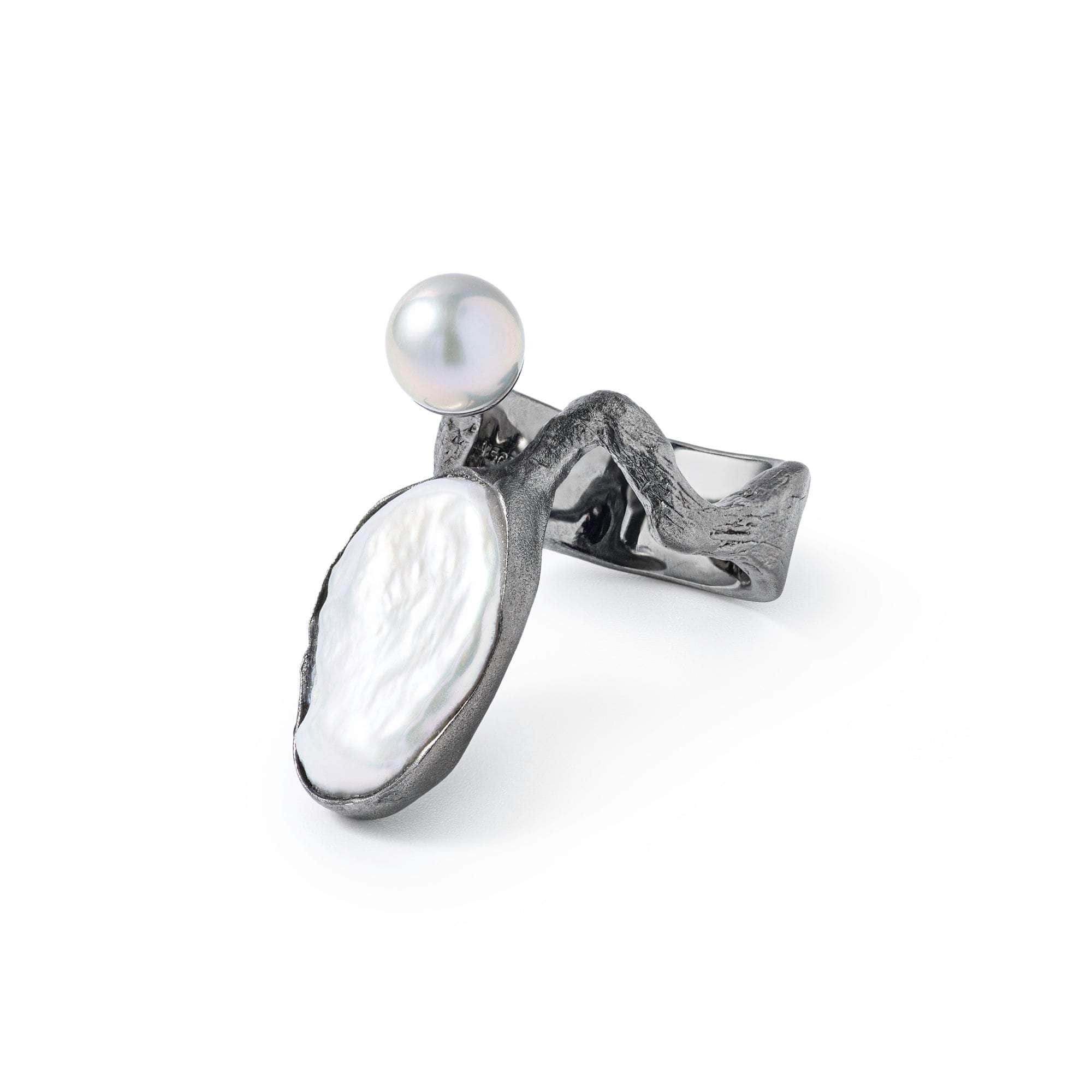 Albah Baroque Pearl and White Pearl Ring (Black Rhodium) GERMAN KABIRSKI