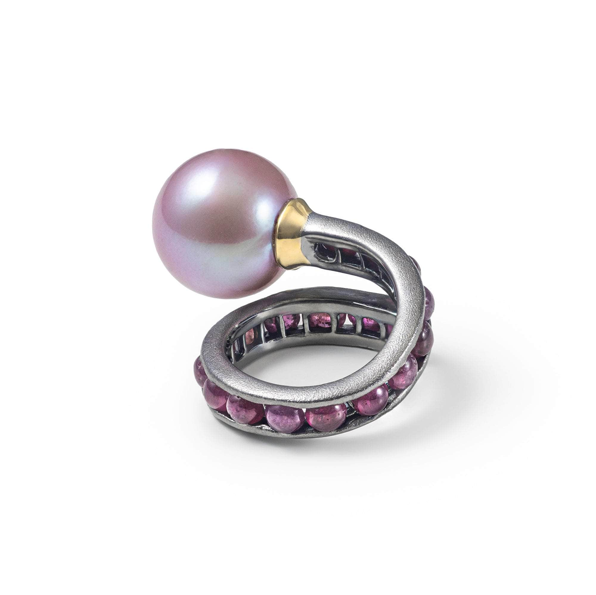 Aqualore Purple Pearl and Ruby Ring (Black Rhodium, Gold 18K) GERMAN KABIRSKI