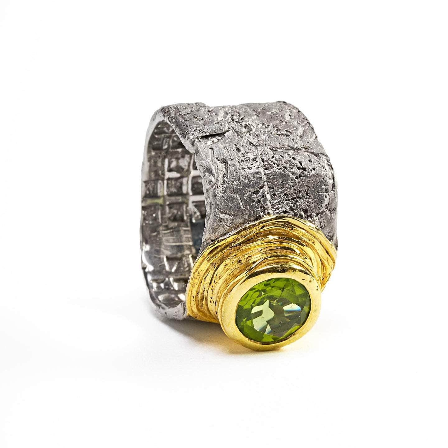 Bansha Peridot Ring GERMAN KABIRSKI