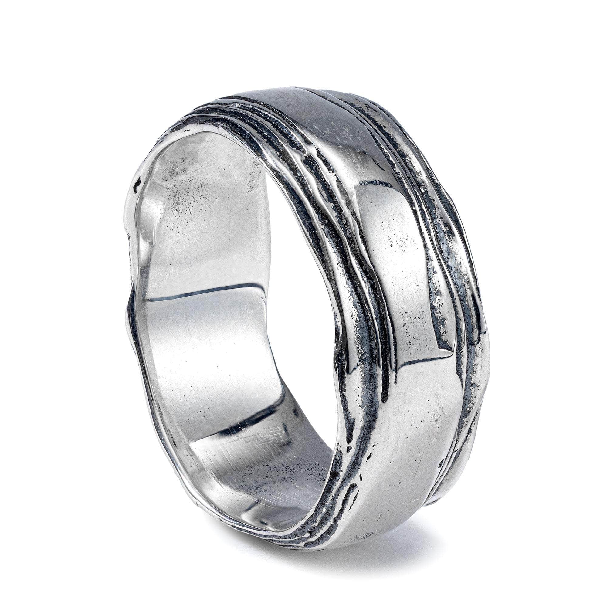 Dryas Oxidized Sterling Silver Thin Layered Ring