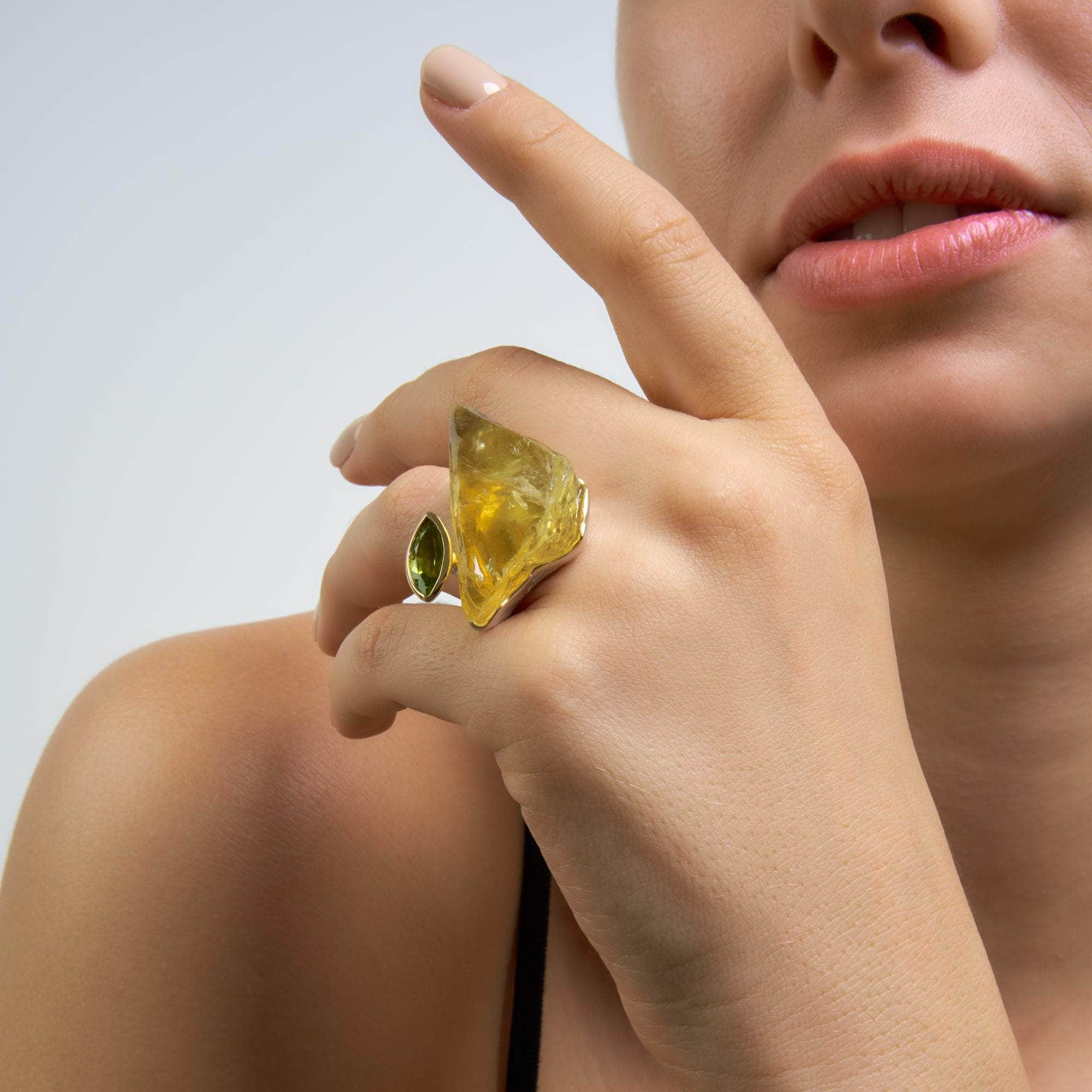 Asfar Rough Lemon Quartz and Peridot Ring GERMAN KABIRSKI