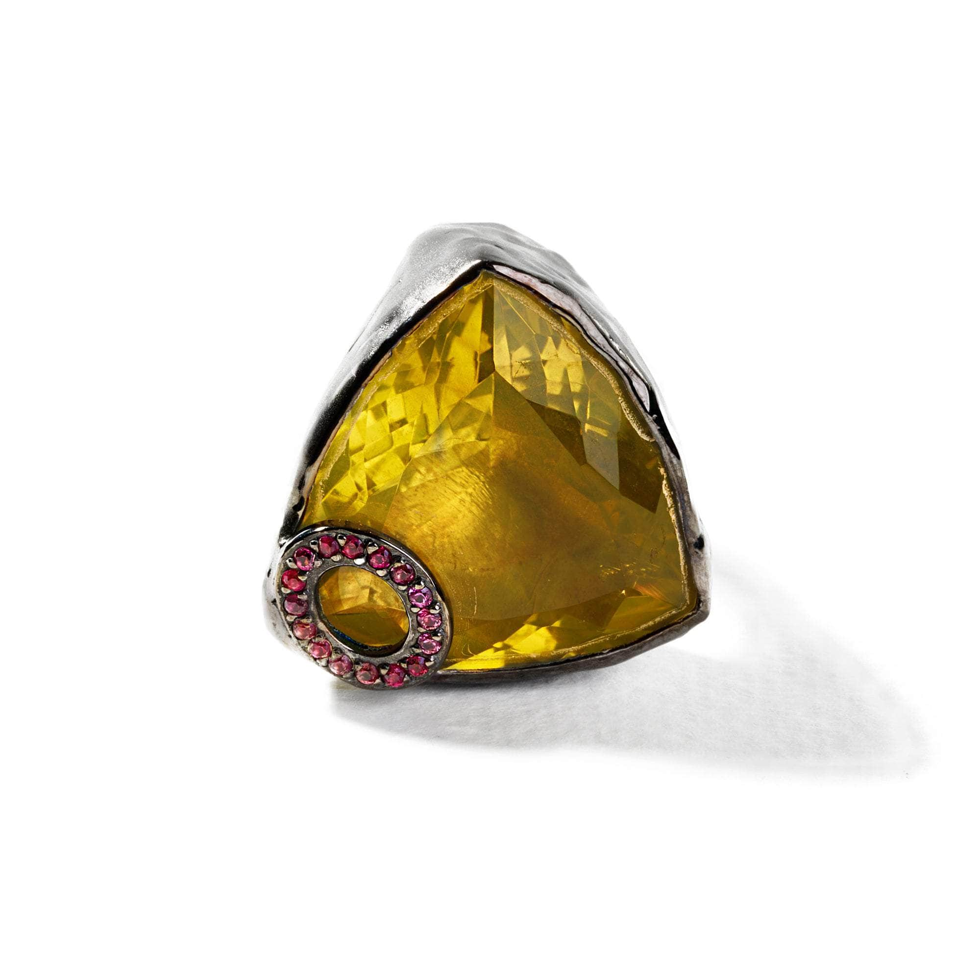 Het Lemon Quartz and Ruby Ring GERMAN KABIRSKI