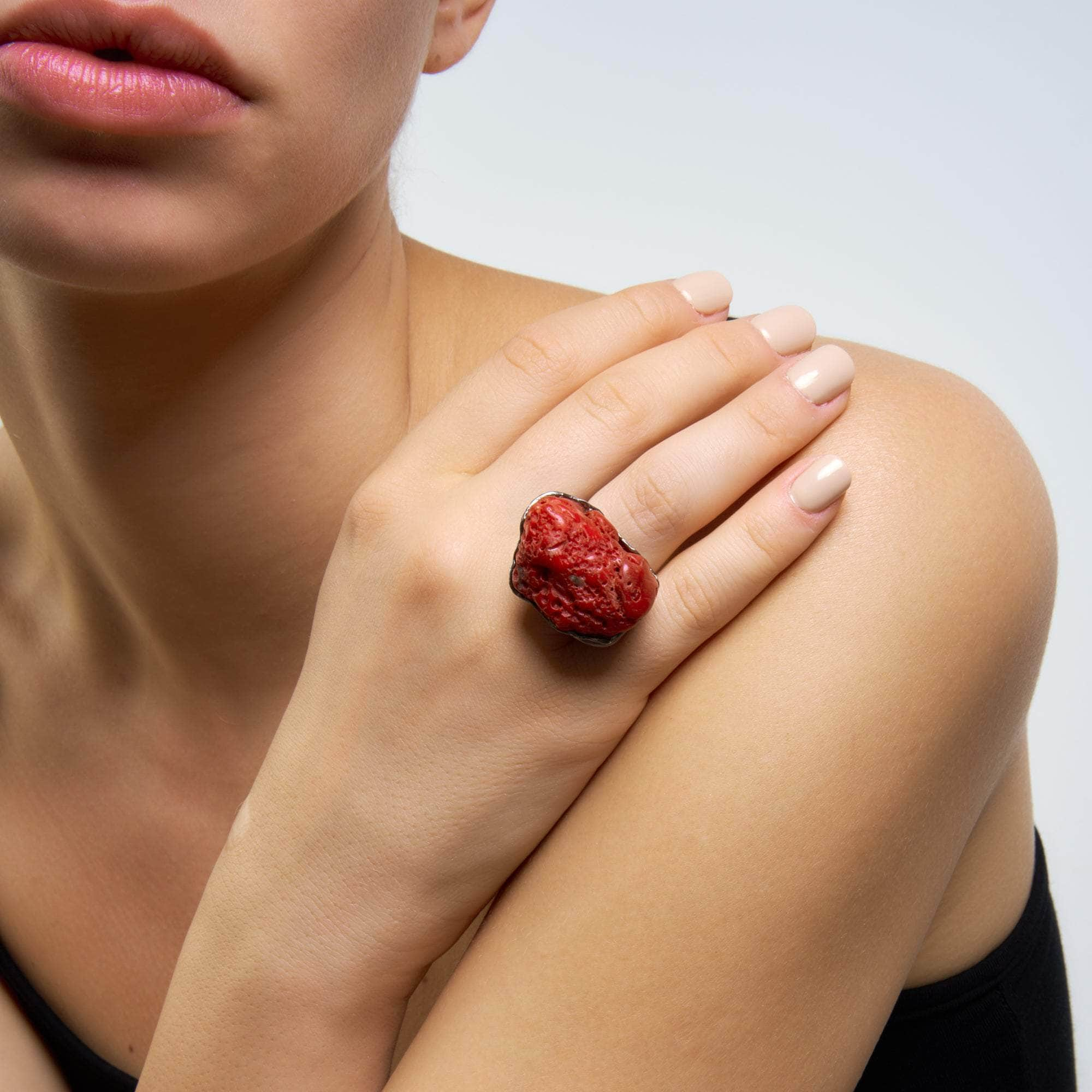 Gae Red Coral Ring GERMAN KABIRSKI