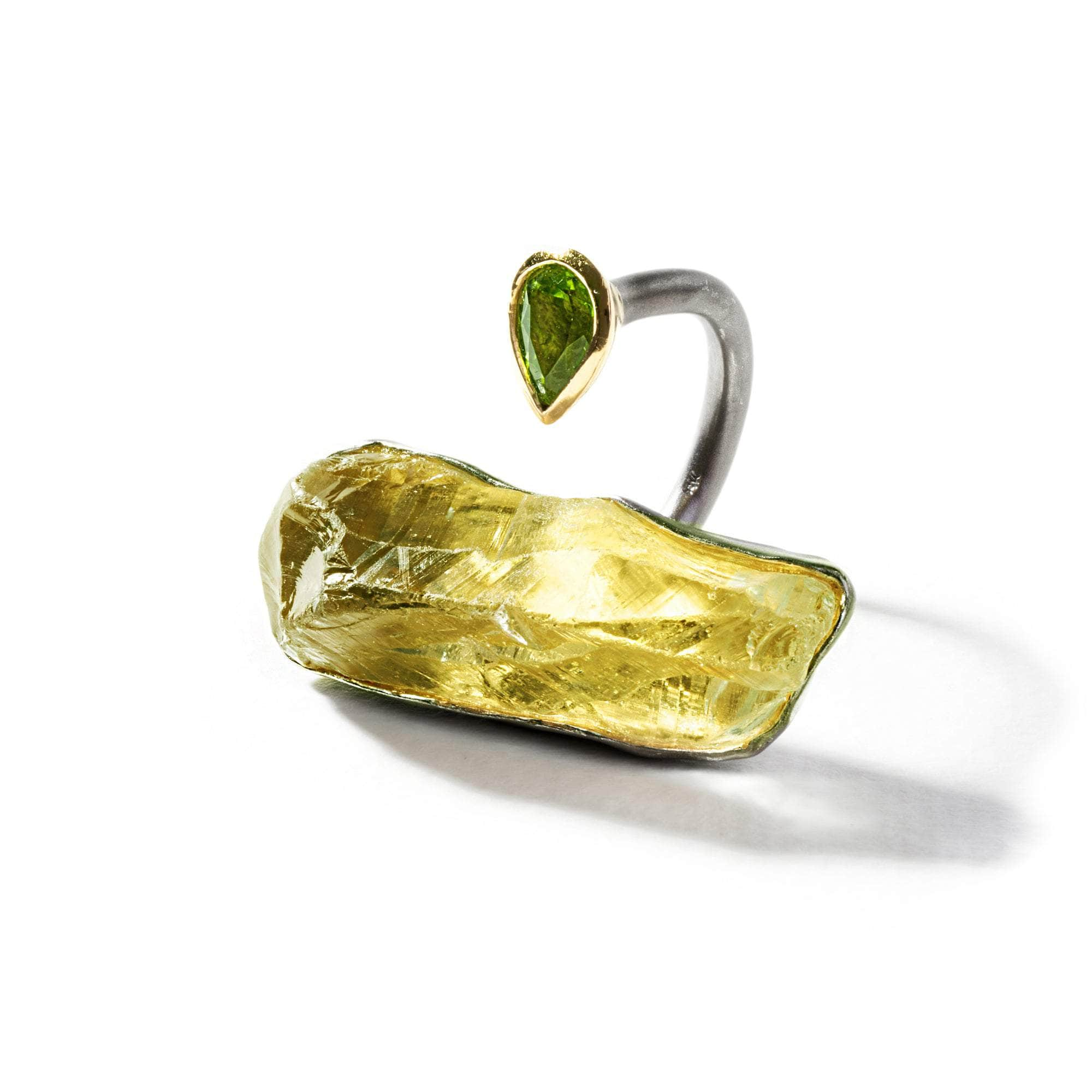 Korinna Rough Lemon Quartz and Peridot Ring GERMAN KABIRSKI