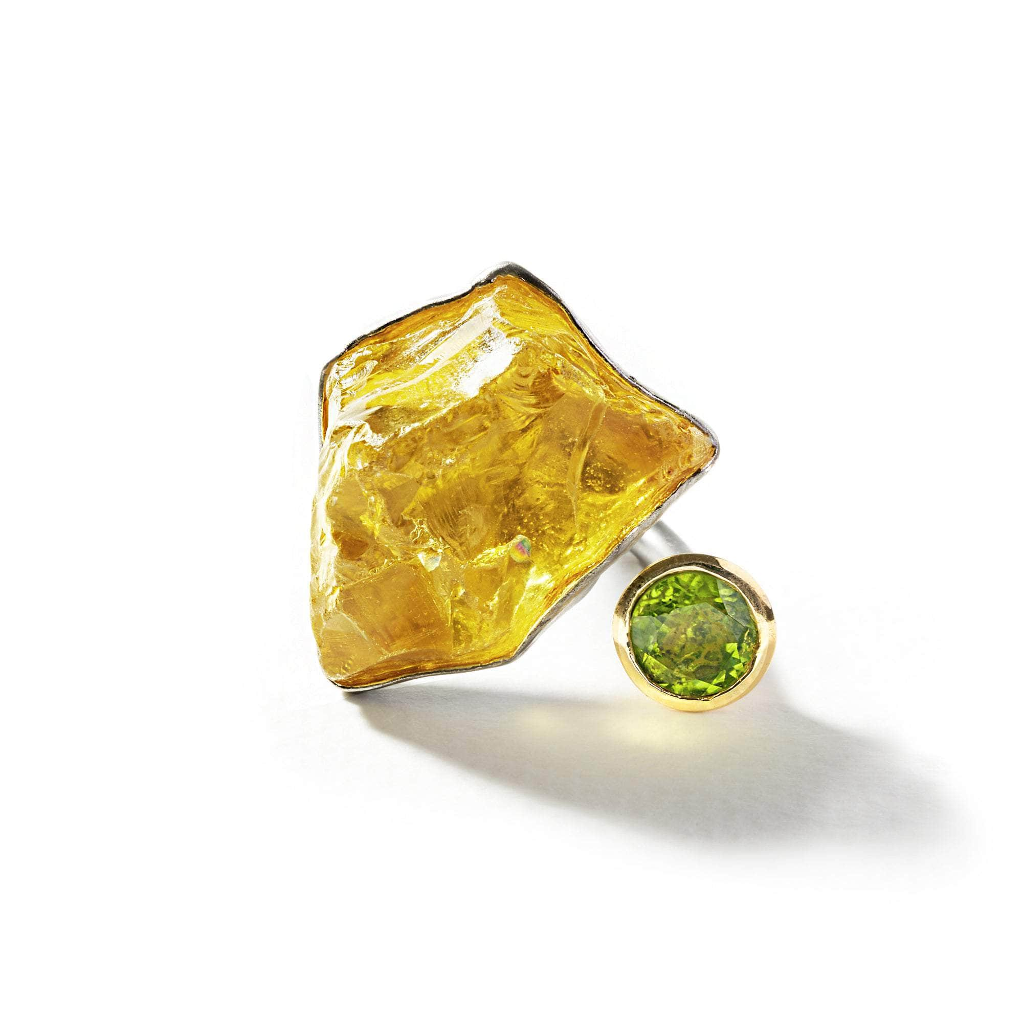 Eutope Rough Lemon Quartz and Peridot Ring GERMAN KABIRSKI