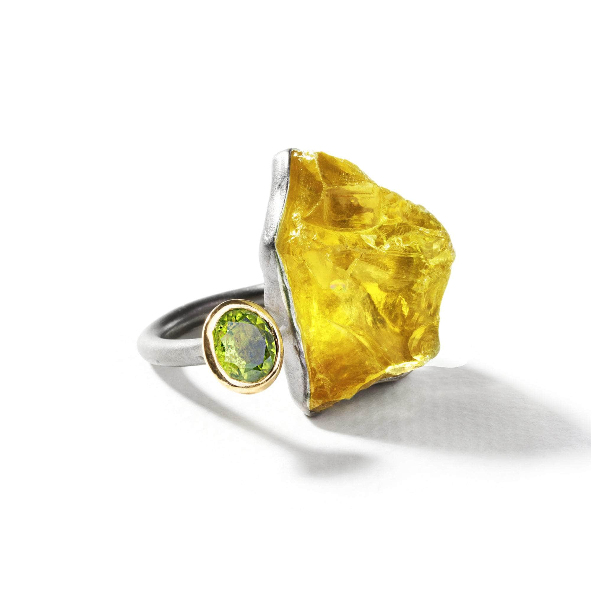 Eutope Rough Lemon Quartz and Peridot Ring GERMAN KABIRSKI