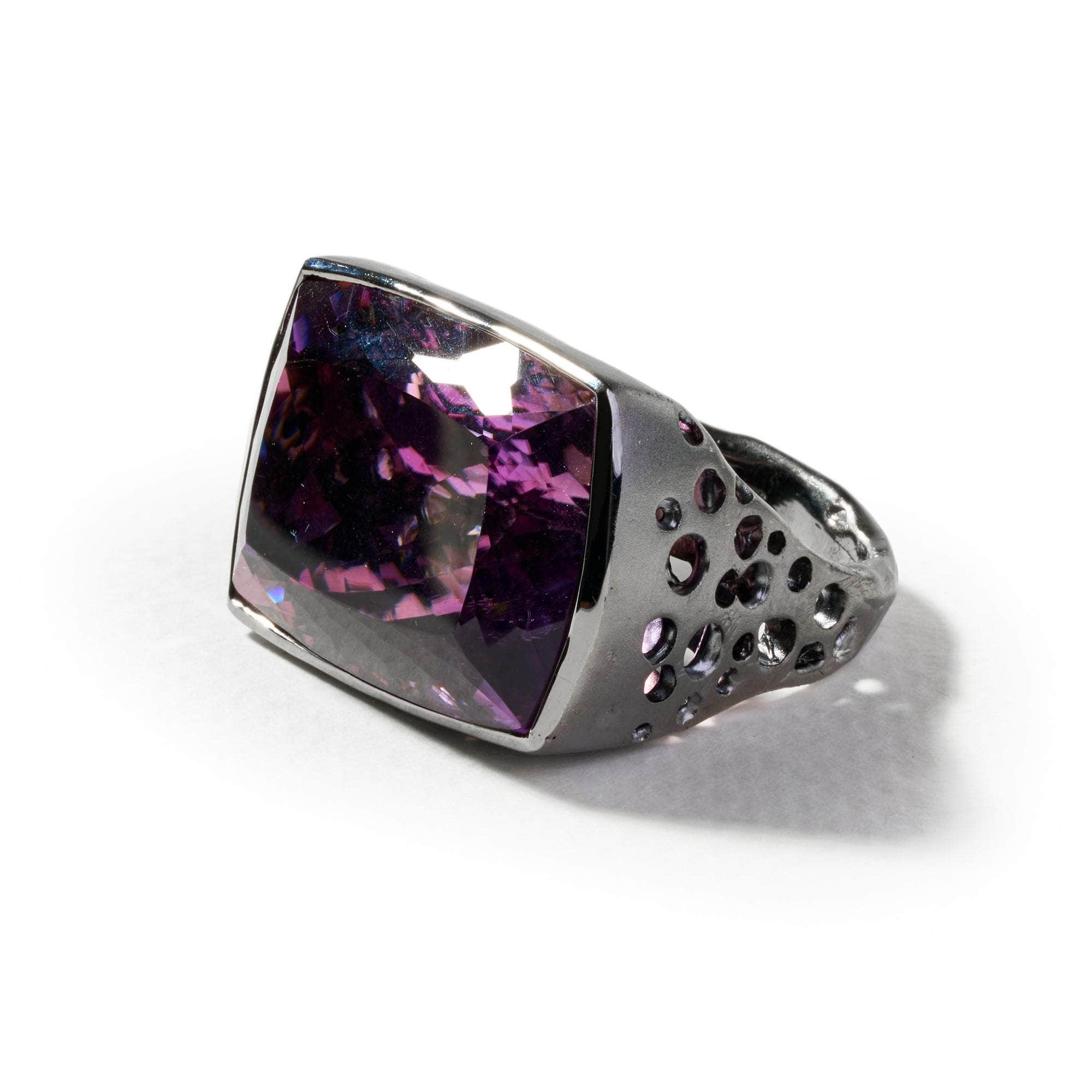 Maut Amethyst and Black Spinel Ring GERMAN KABIRSKI