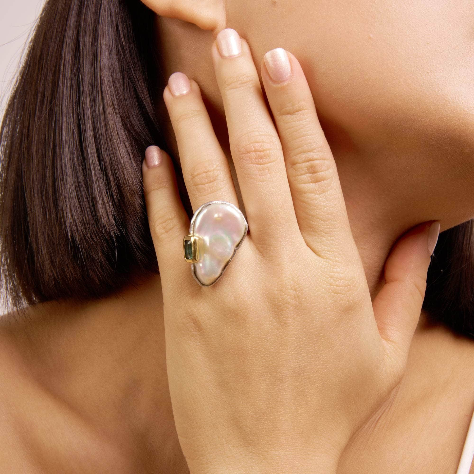 Nacr Baroque Pearl and Green Tourmaline and Black Spinel Ring GERMAN KABIRSKI