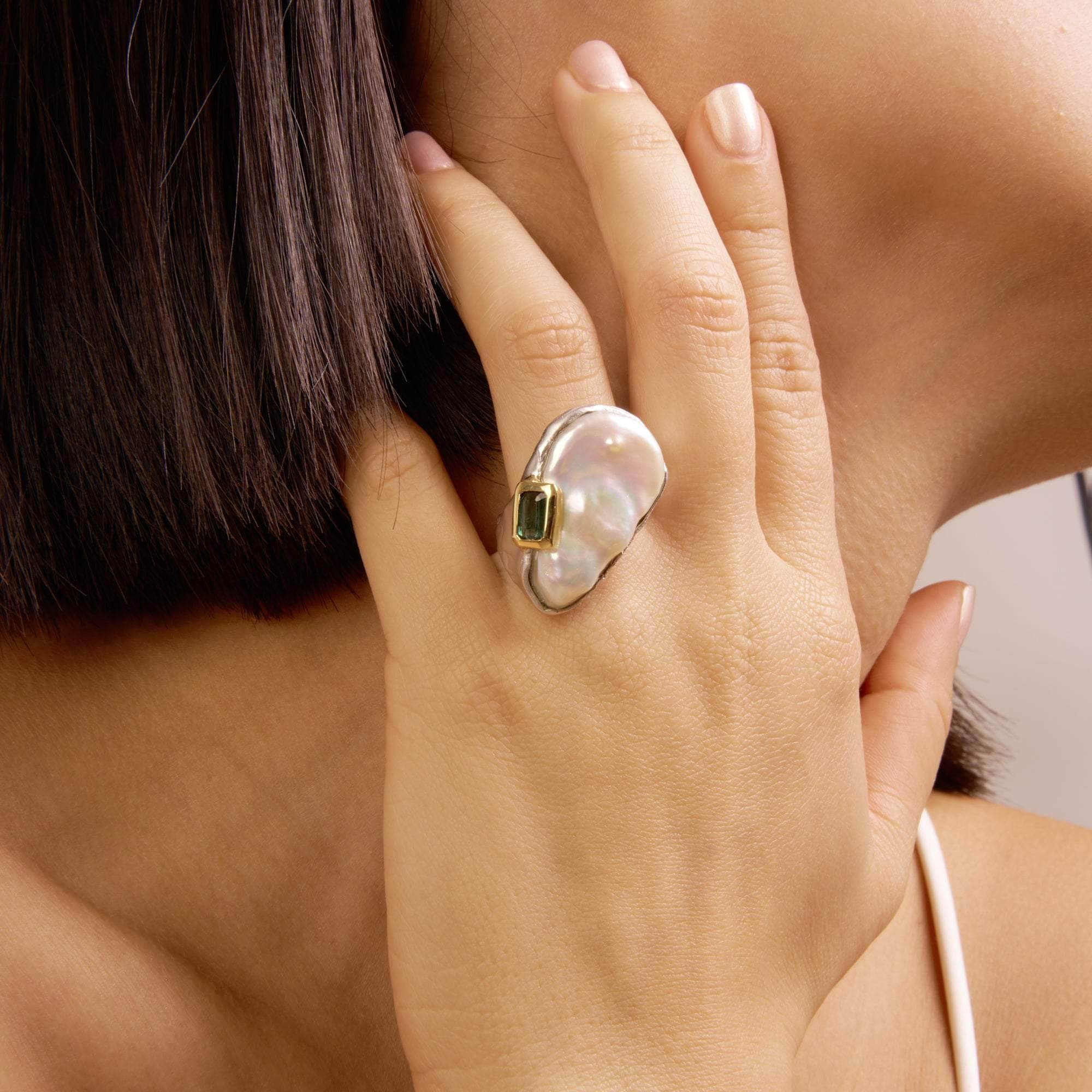 Nacr Baroque Pearl and Green Tourmaline and Black Spinel Ring GERMAN KABIRSKI