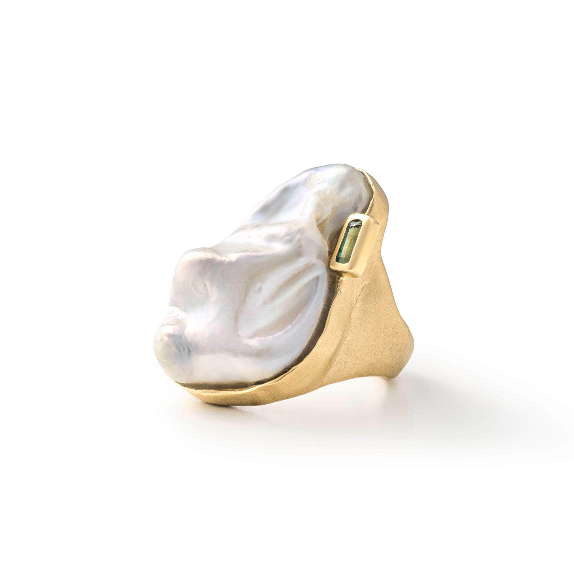 Lavas Baroque Pearl and Green Tourmaline Ring GERMAN KABIRSKI