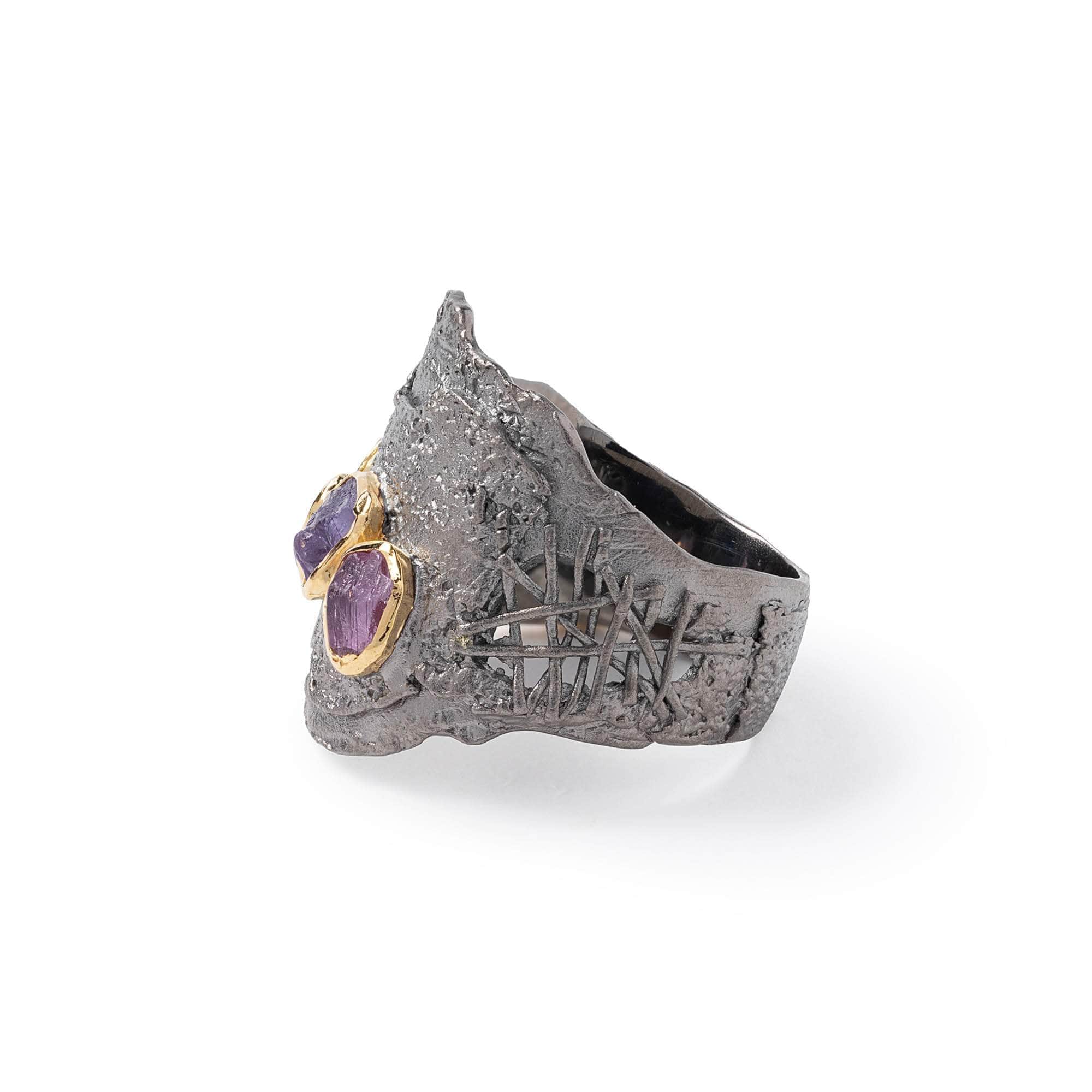 Nanna Rough Sapphire Ring