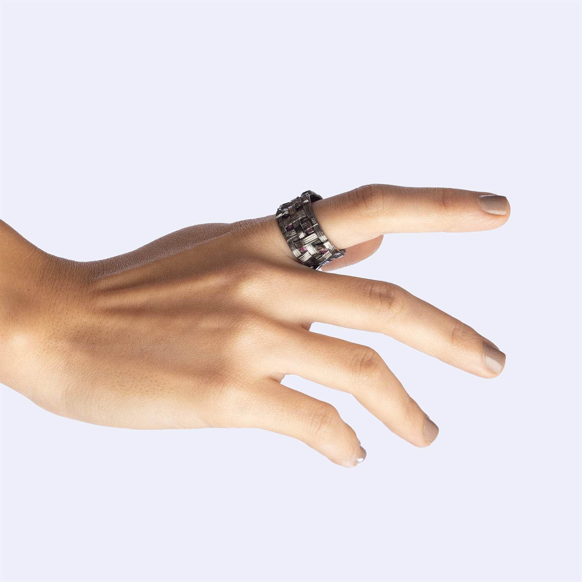 Whatu Woven 925 Silver Egoist Ring With Natural Ruby on Inner Surface