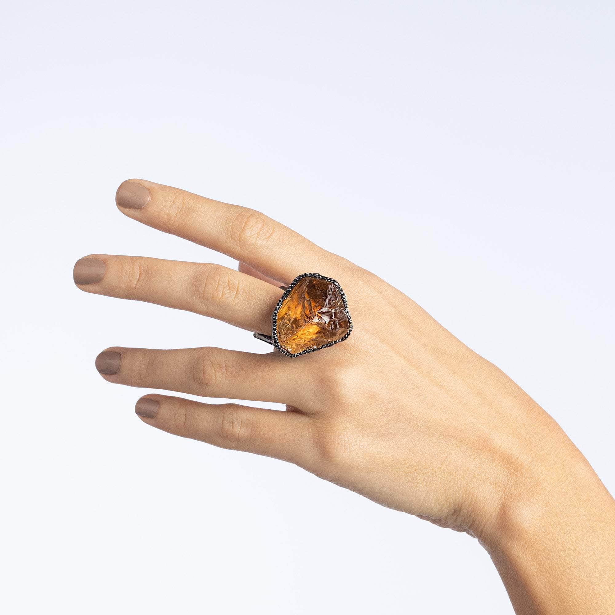 Hilda Singular Edition Chunky Rough Citrine and Black Spinel Ring in 925 Sterling Silver