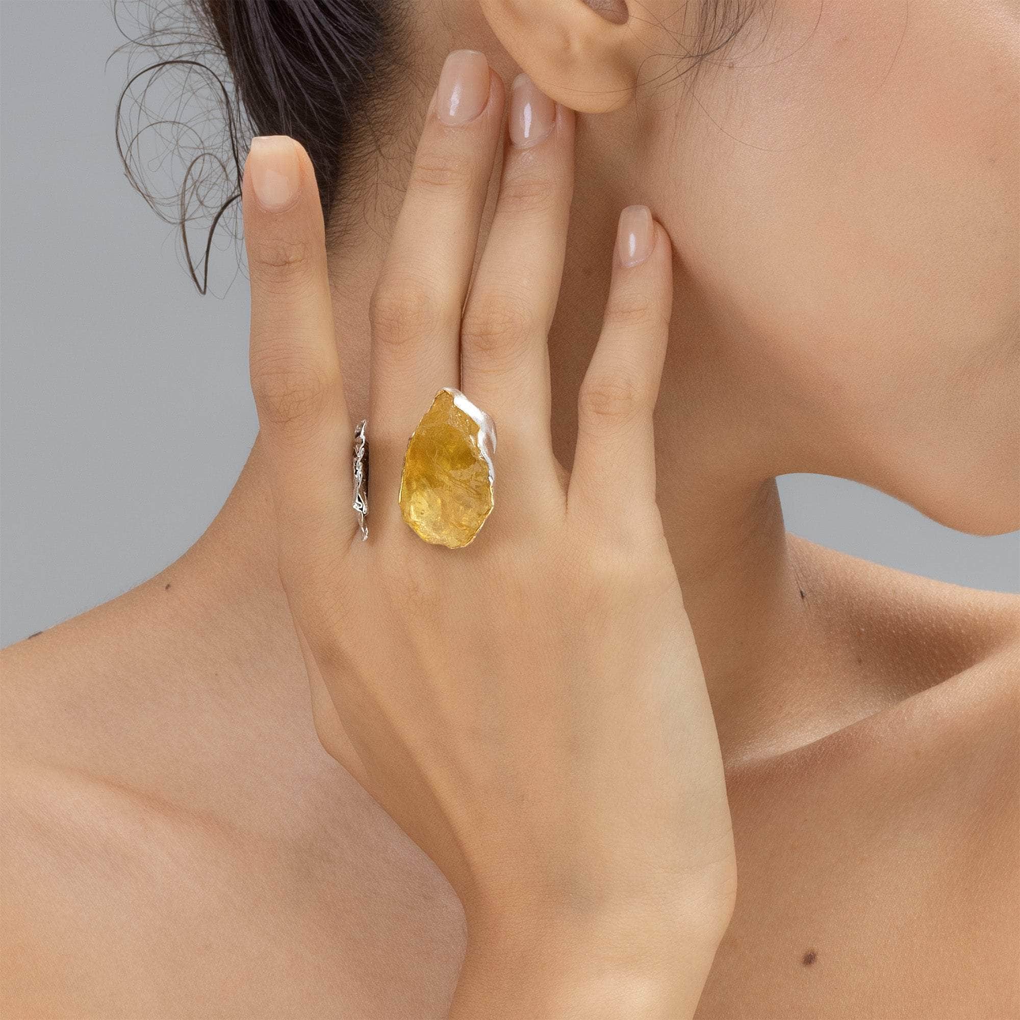Sonne Rough Lemon Quartz Ring