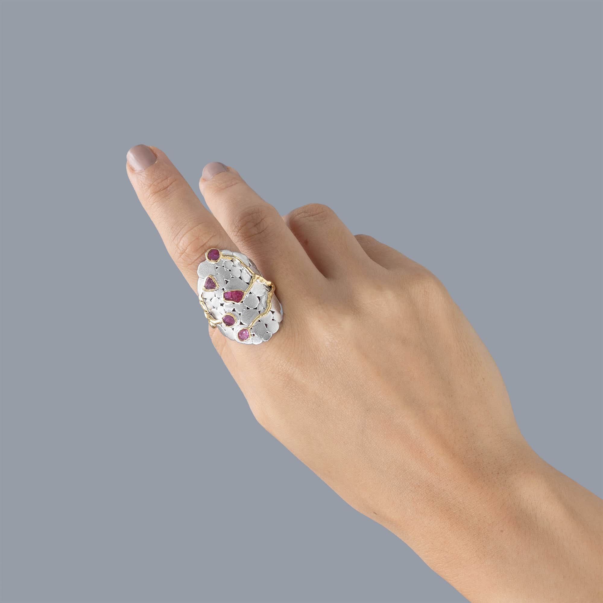 Agnis Singular Edition Wide Band Silver Ring with Rough Rubies