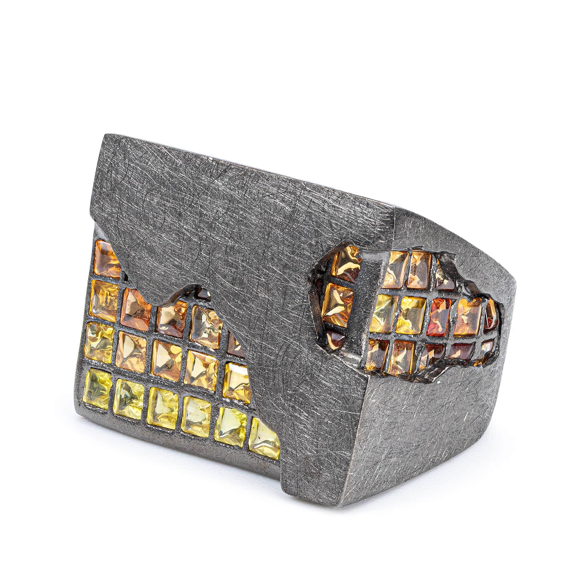 Memnon Singular Edition Sapphire Signet Ring in Ruthenium-Plated Silver
