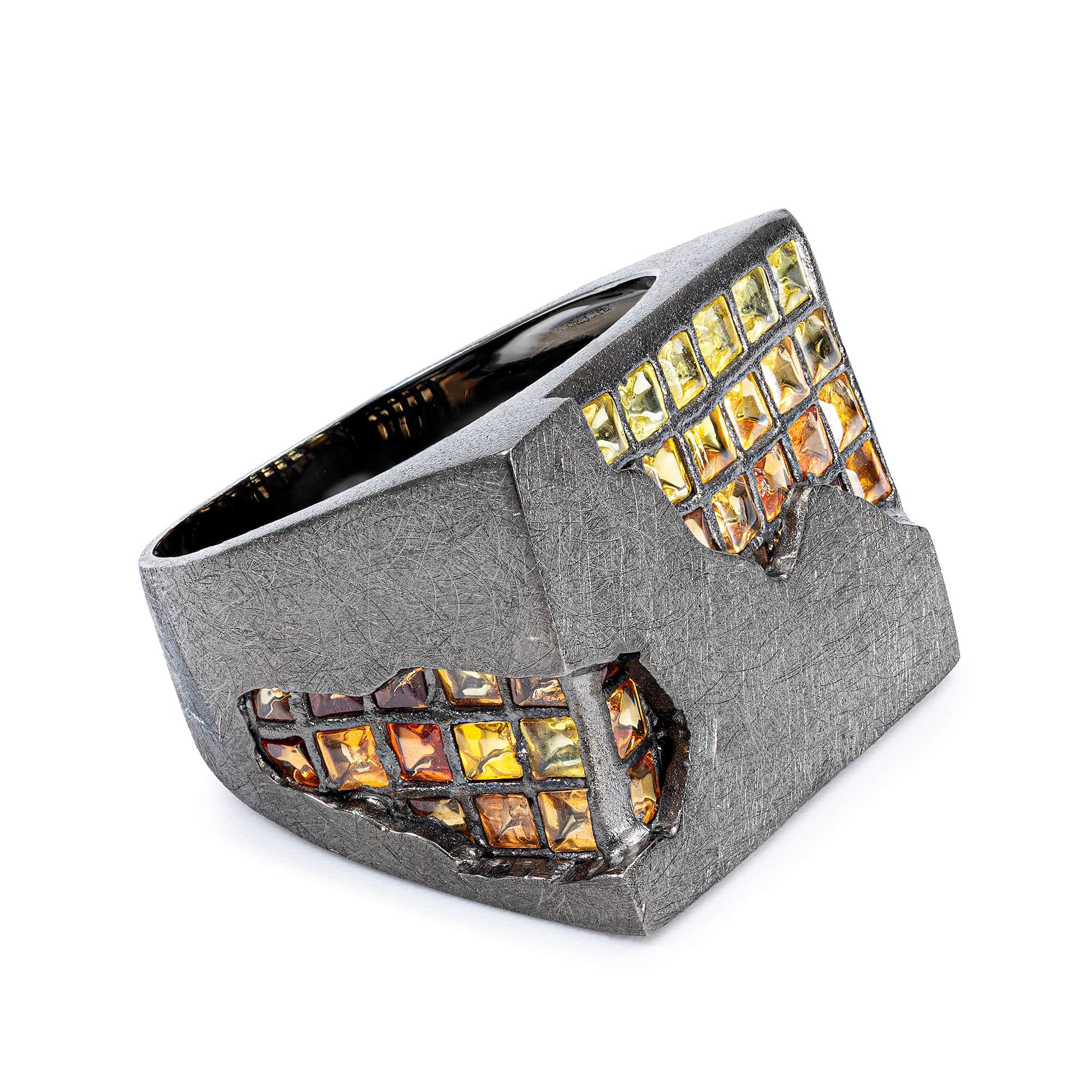 Memnon Singular Edition Sapphire Signet Ring in Ruthenium-Plated Silver