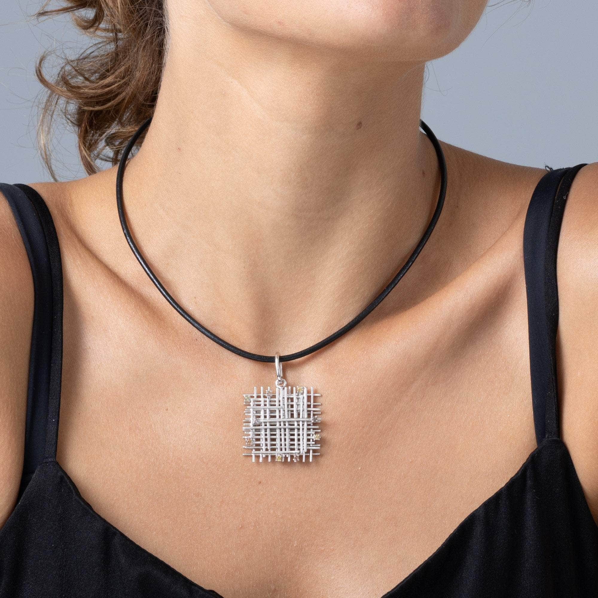 Meos Sapphire Pendant