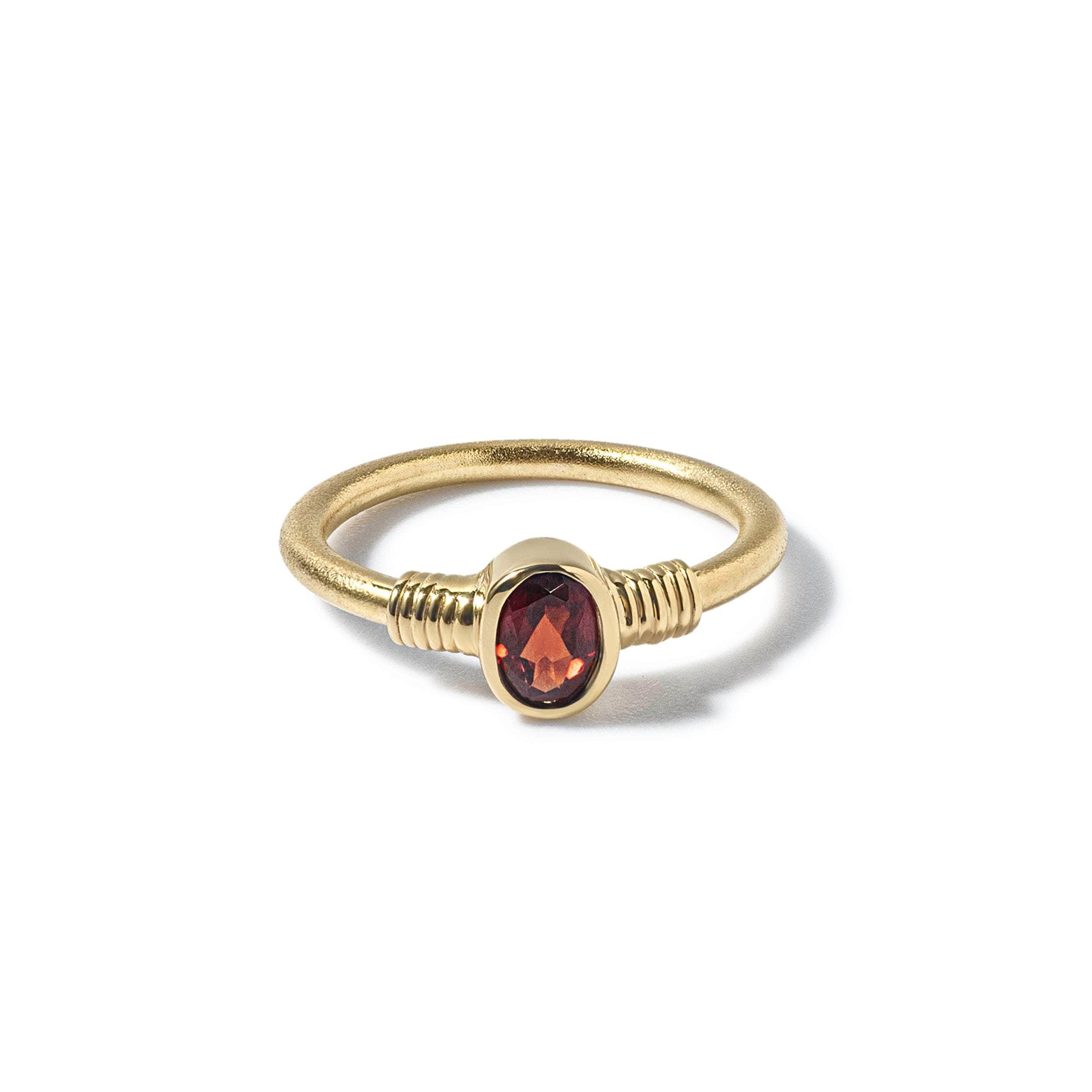 Edor Garnet Ring (Gold 18K) GERMAN KABIRSKI