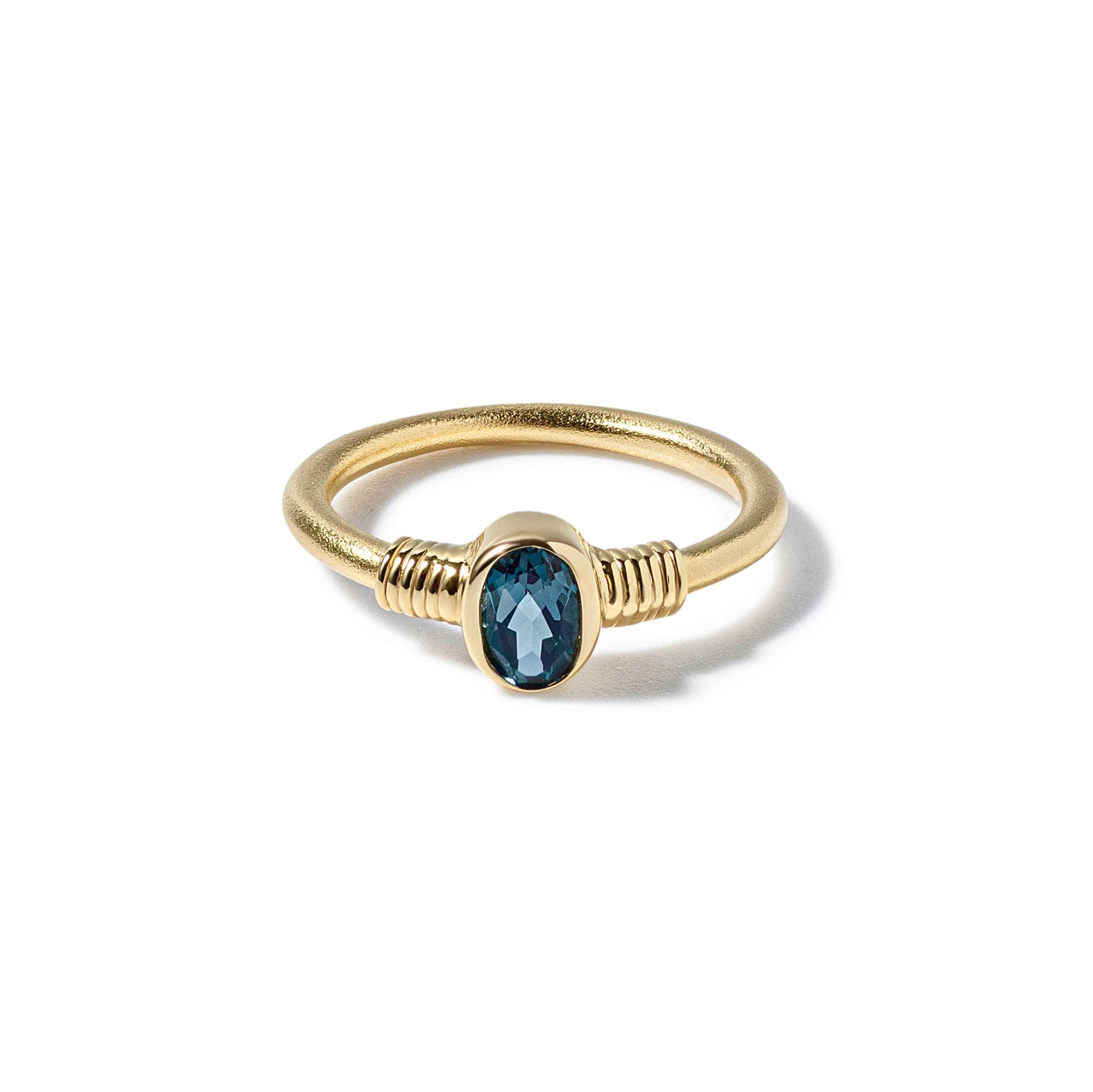 Edor London Blue Topaz Ring (Gold 18K) GERMAN KABIRSKI