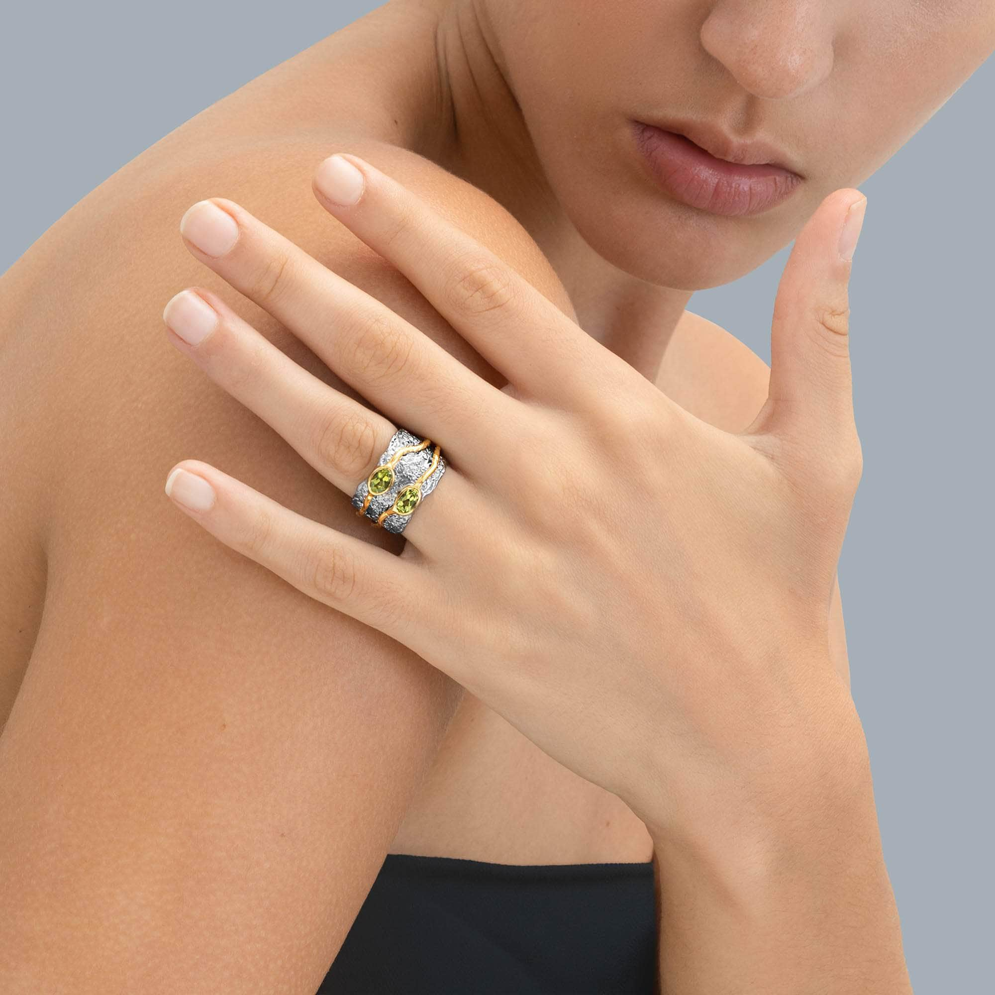 Electra Peridot Ring (Black Rhodium, Gold 18K) GERMAN KABIRSKI