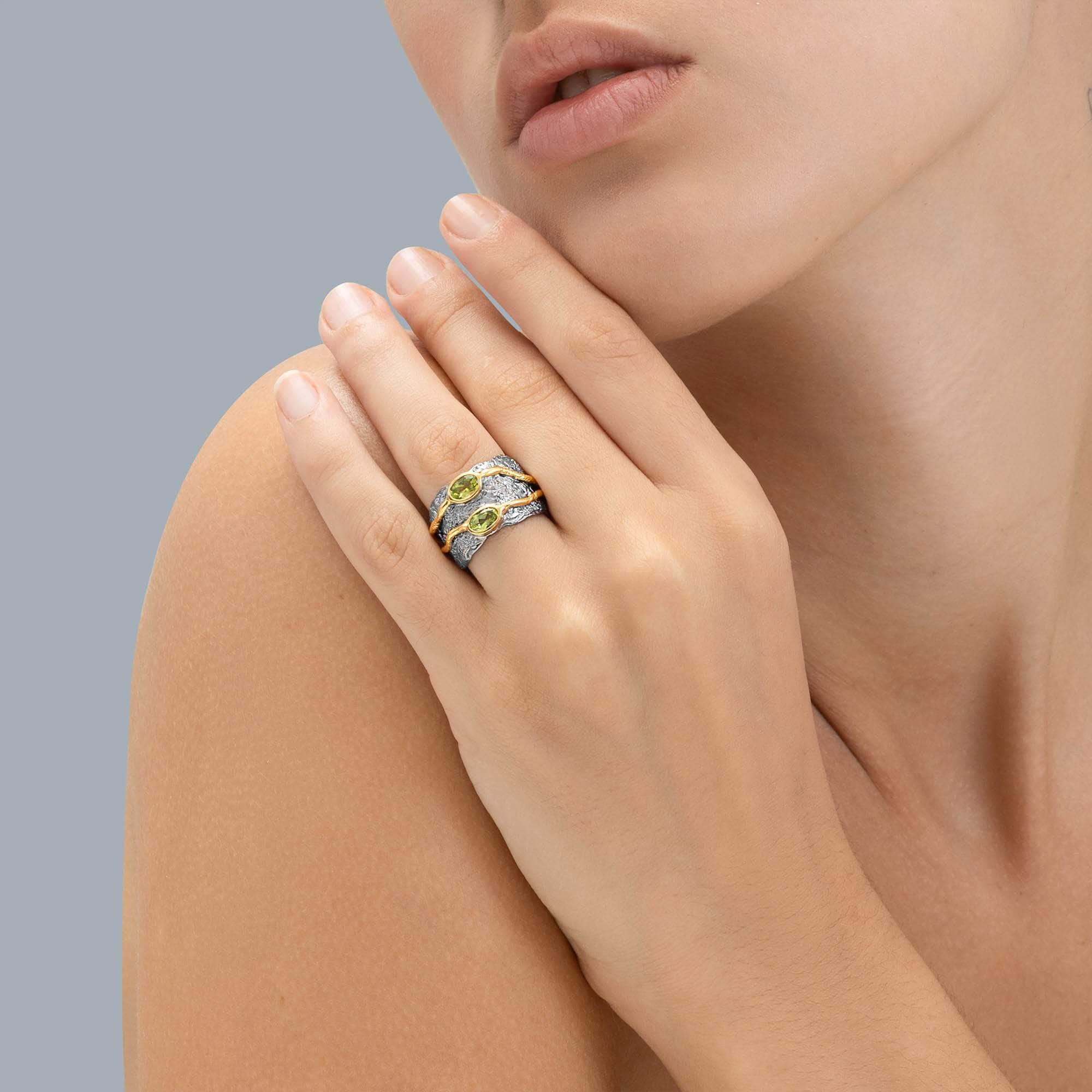 Electra Peridot Ring (Black Rhodium, Gold 18K) GERMAN KABIRSKI