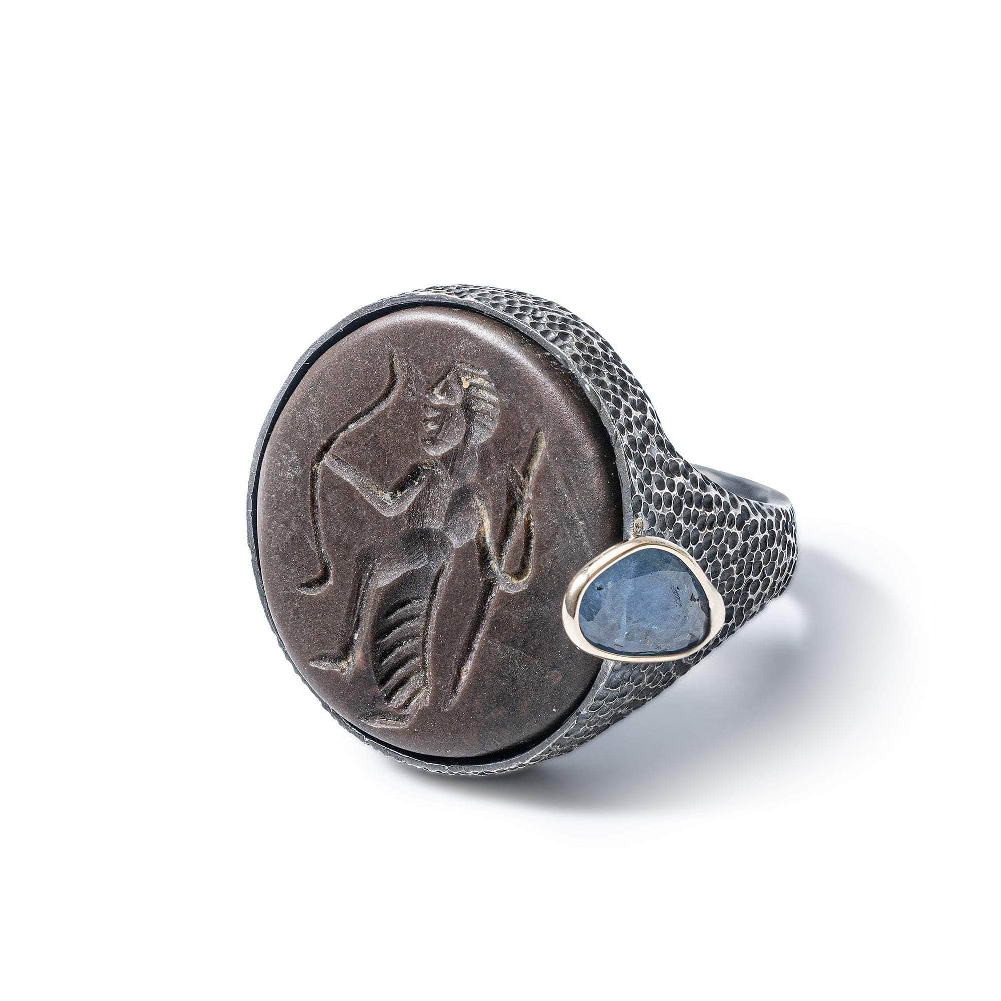 Aress Singular 925 Silver Signet Ring with Genuine Sasanian Archer Seal and Blue Sapphire in 9K Gold