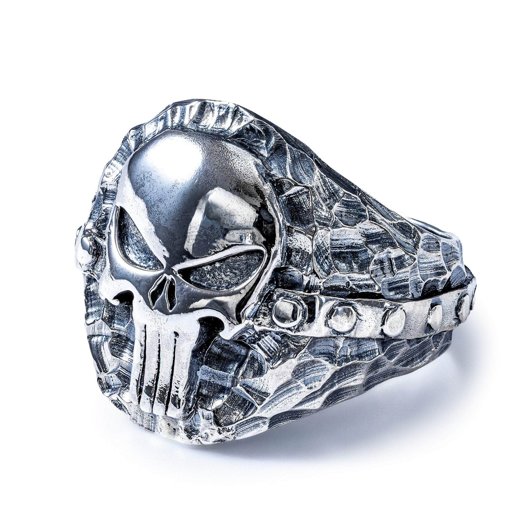 Ferox Oxidized 925 Sterling Silver Signet Ring with Skull Design
