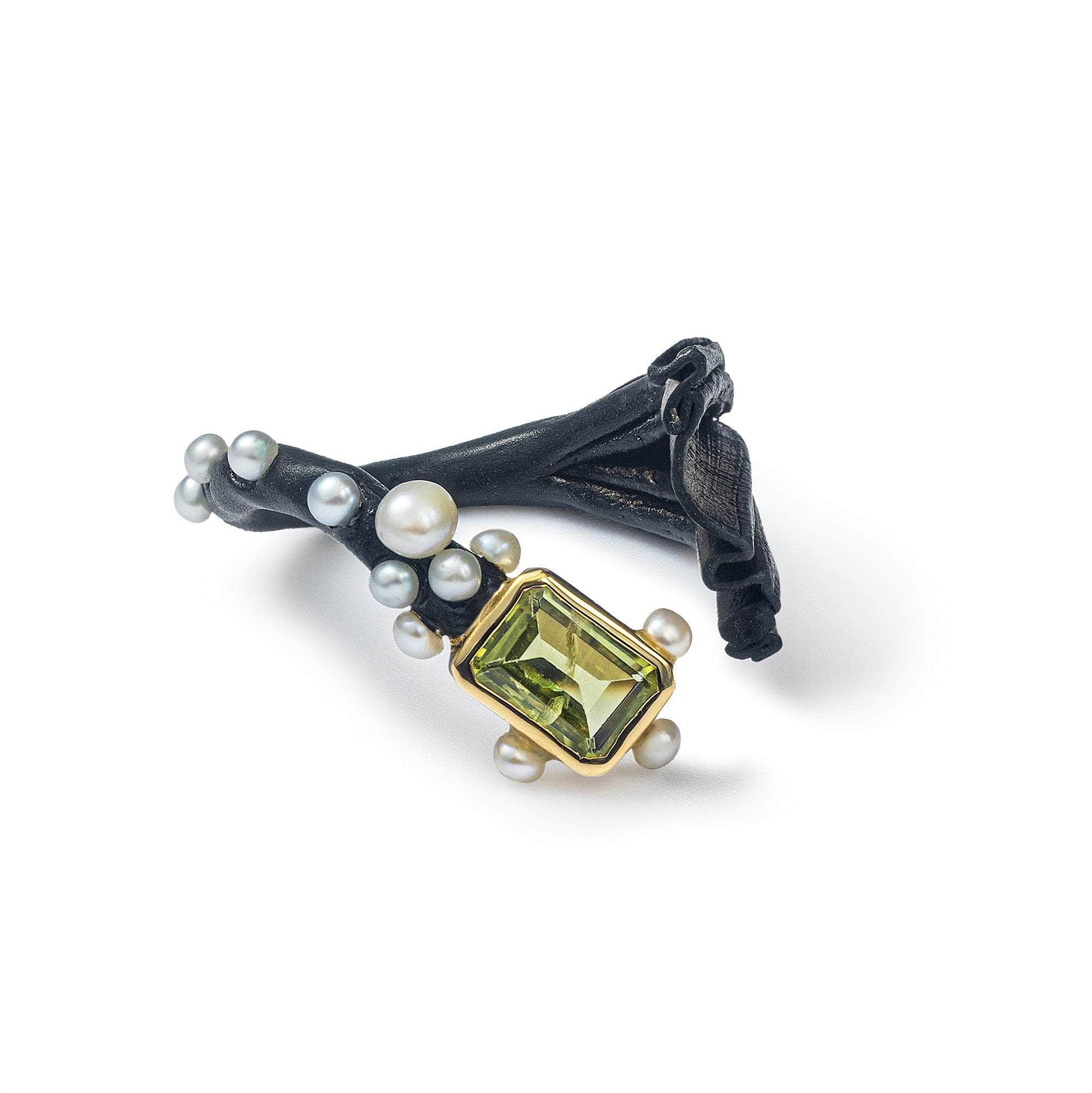 Gemme Peridot and White Pearl Ring GERMAN KABIRSKI