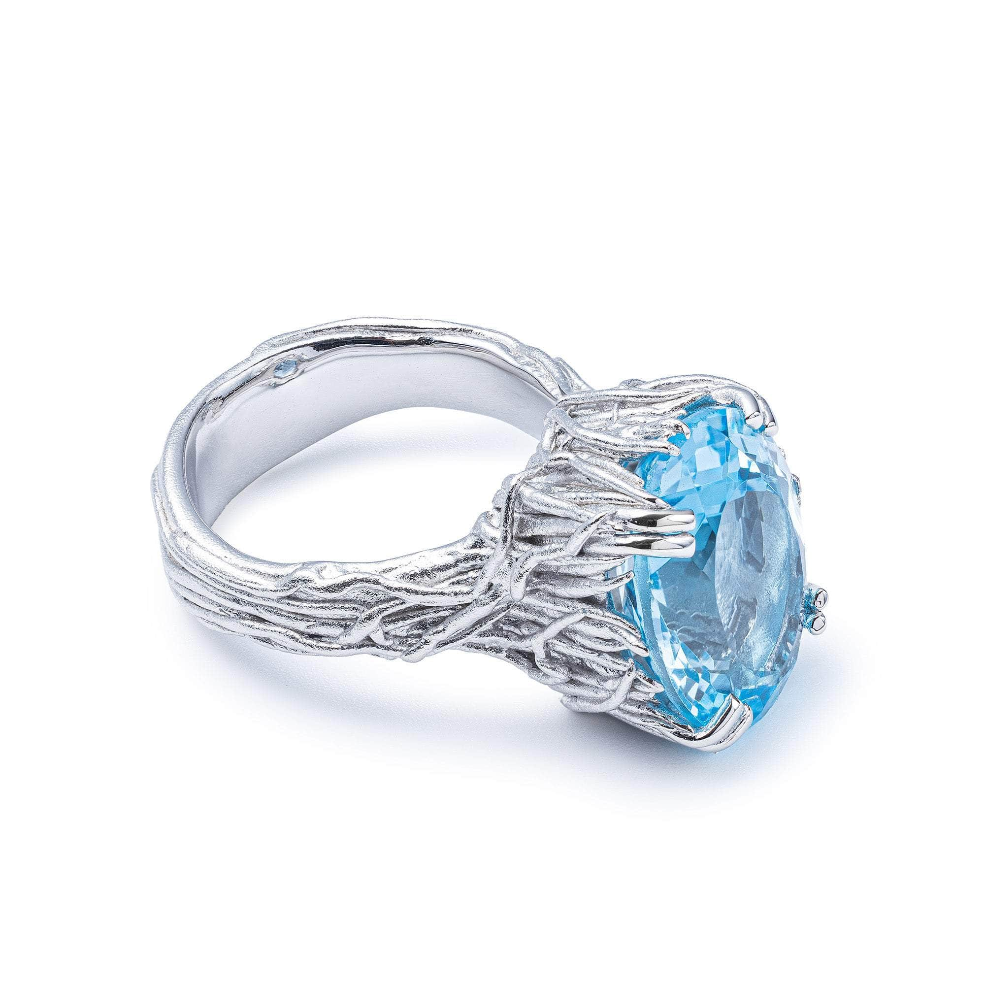 Hapi Textured 925 Silver Ring with Natural Oval-cut Blue Topaz