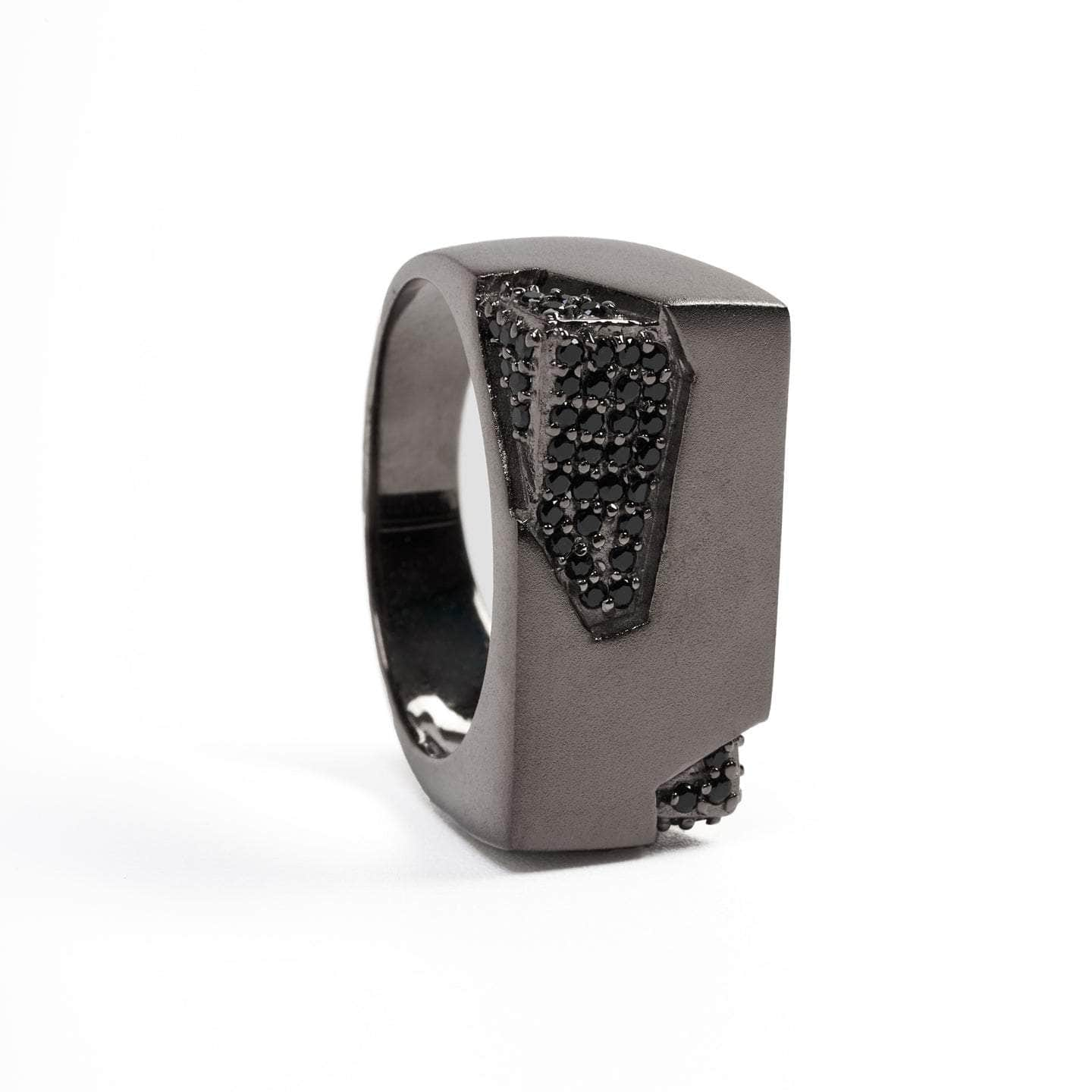 Jain Black Spinel Ring GERMAN KABIRSKI