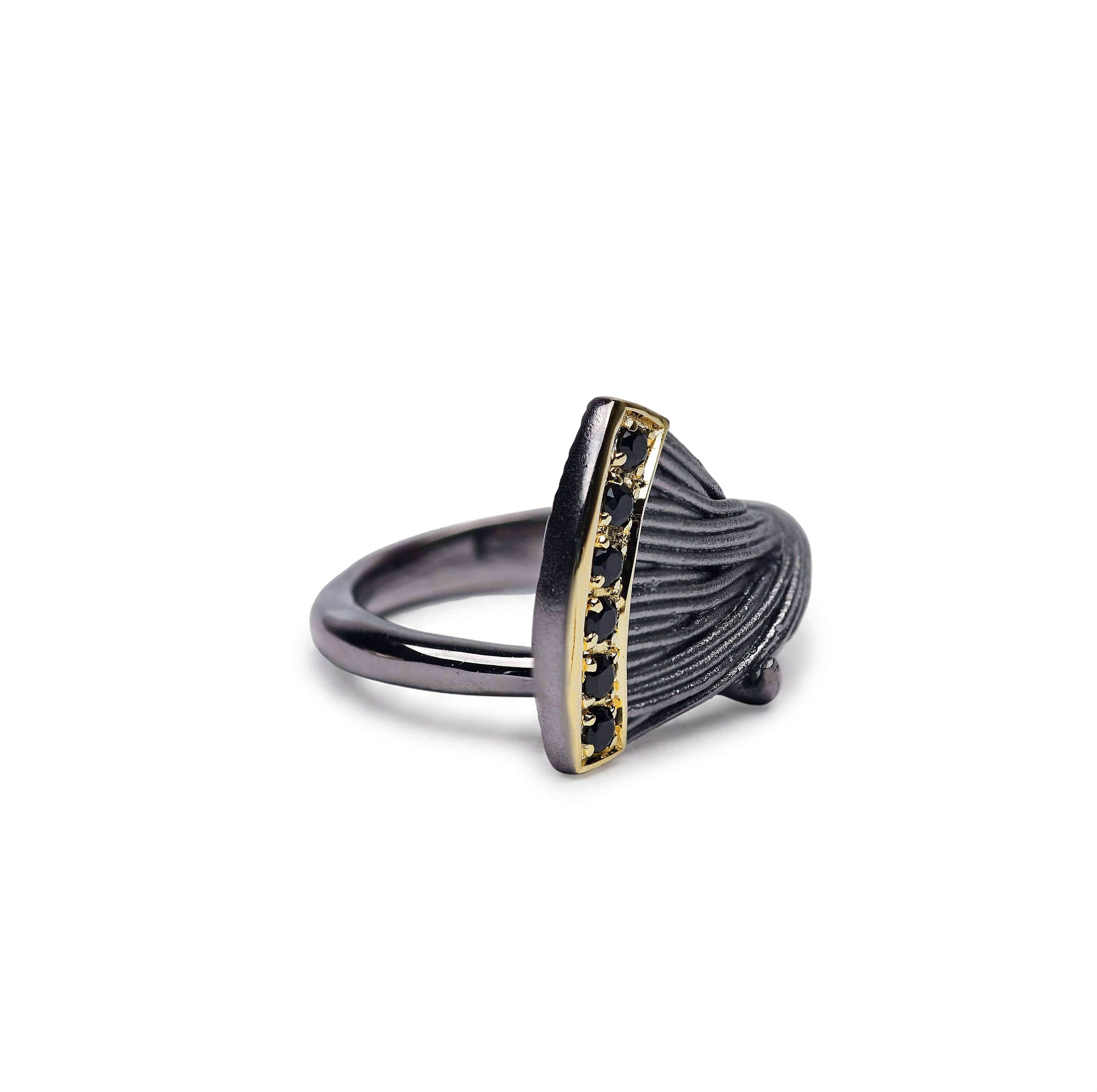 Junia Sapphire Ring