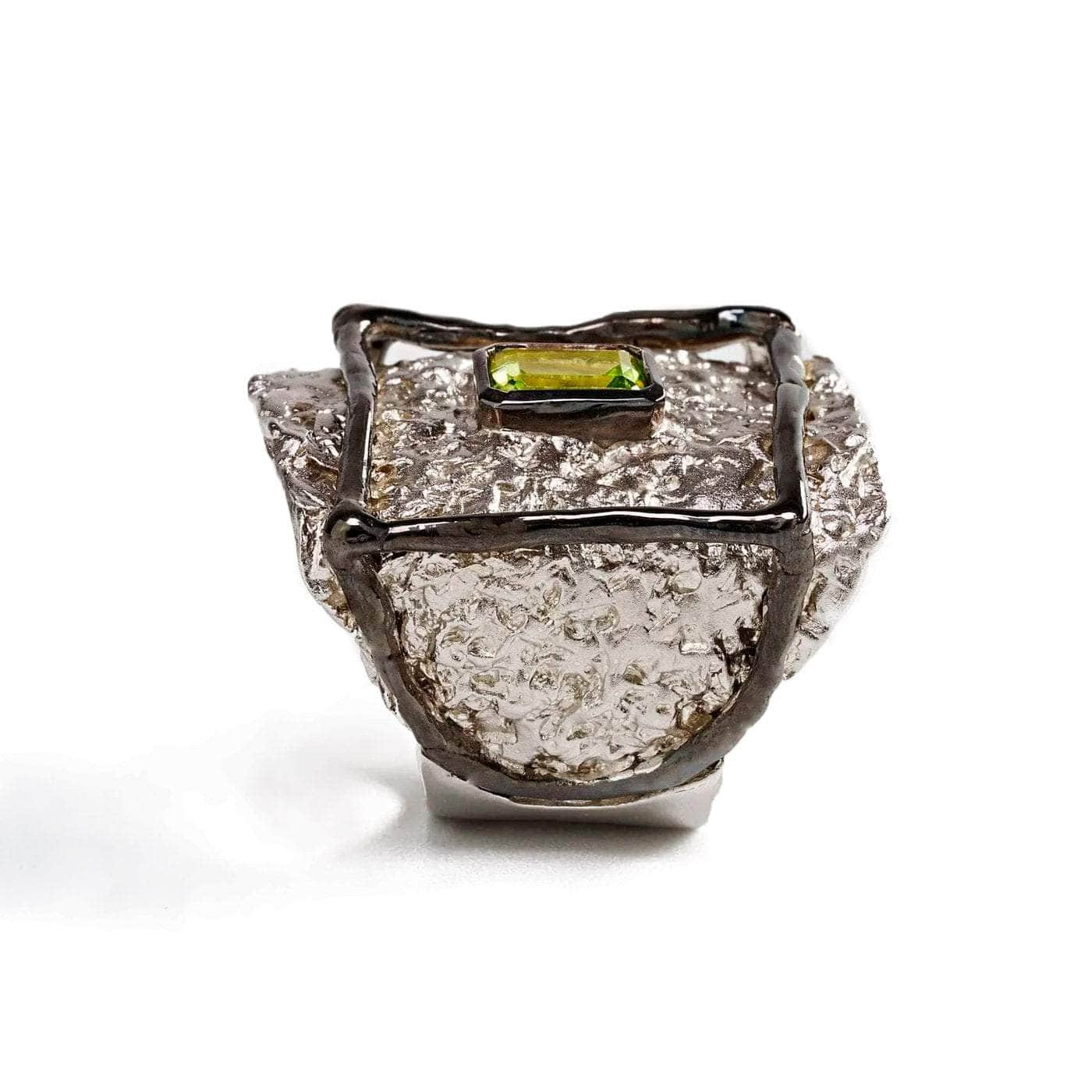 Invidia Peridot Ring GERMAN KABIRSKI